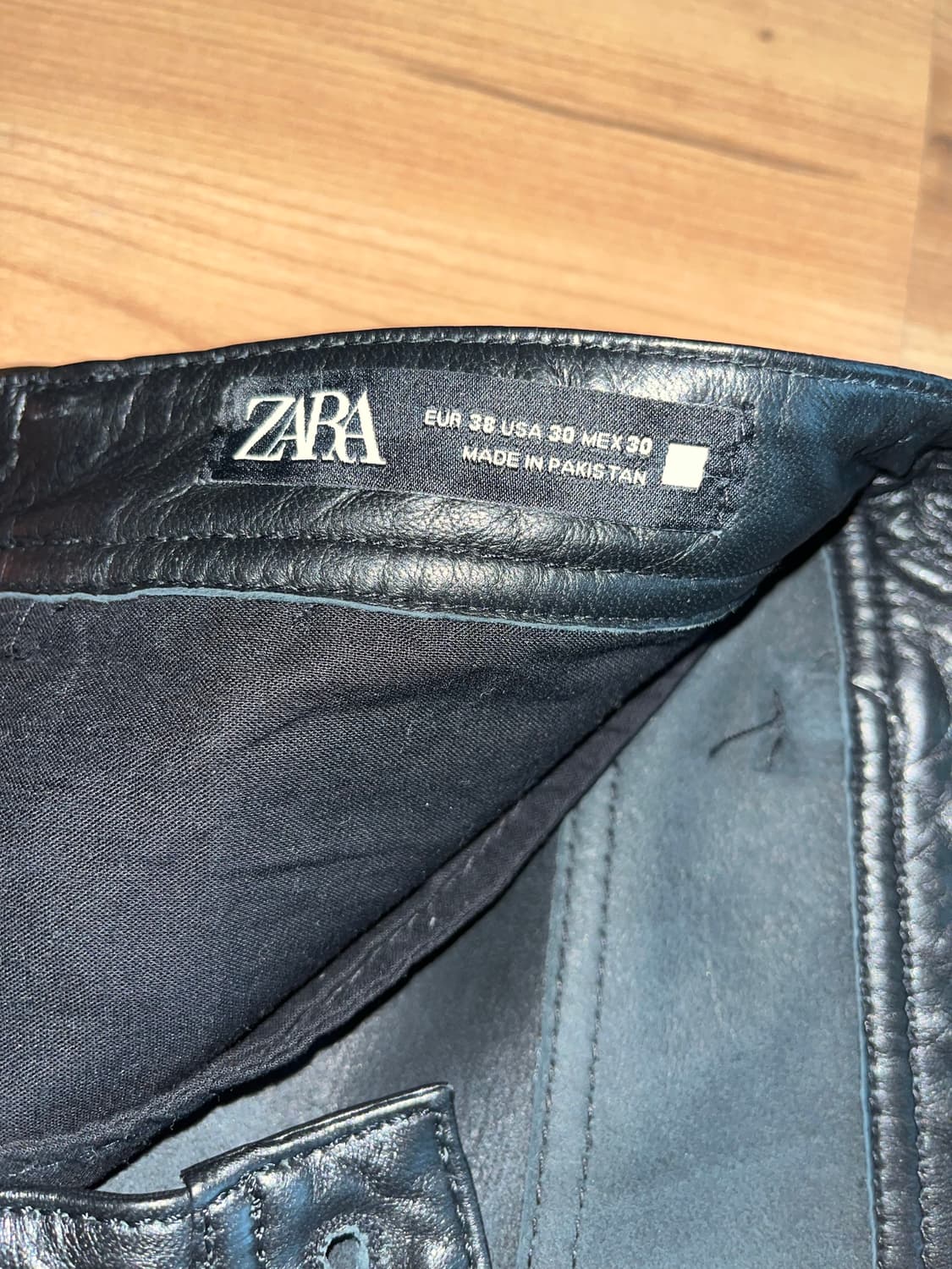 자라 레더팬츠 상품이미지2