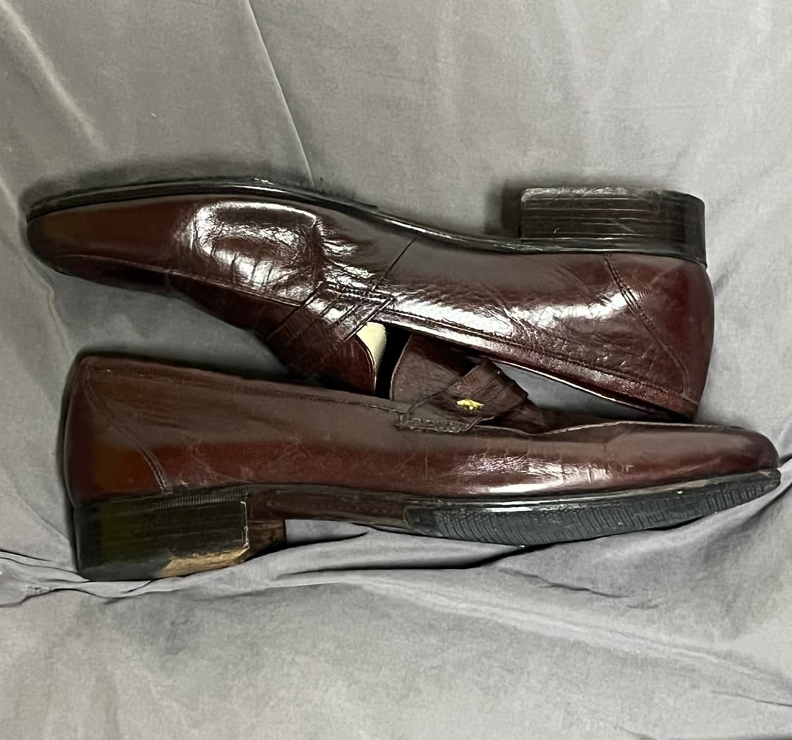 Celine Paris Polished Burgundy Loafer 상품이미지4