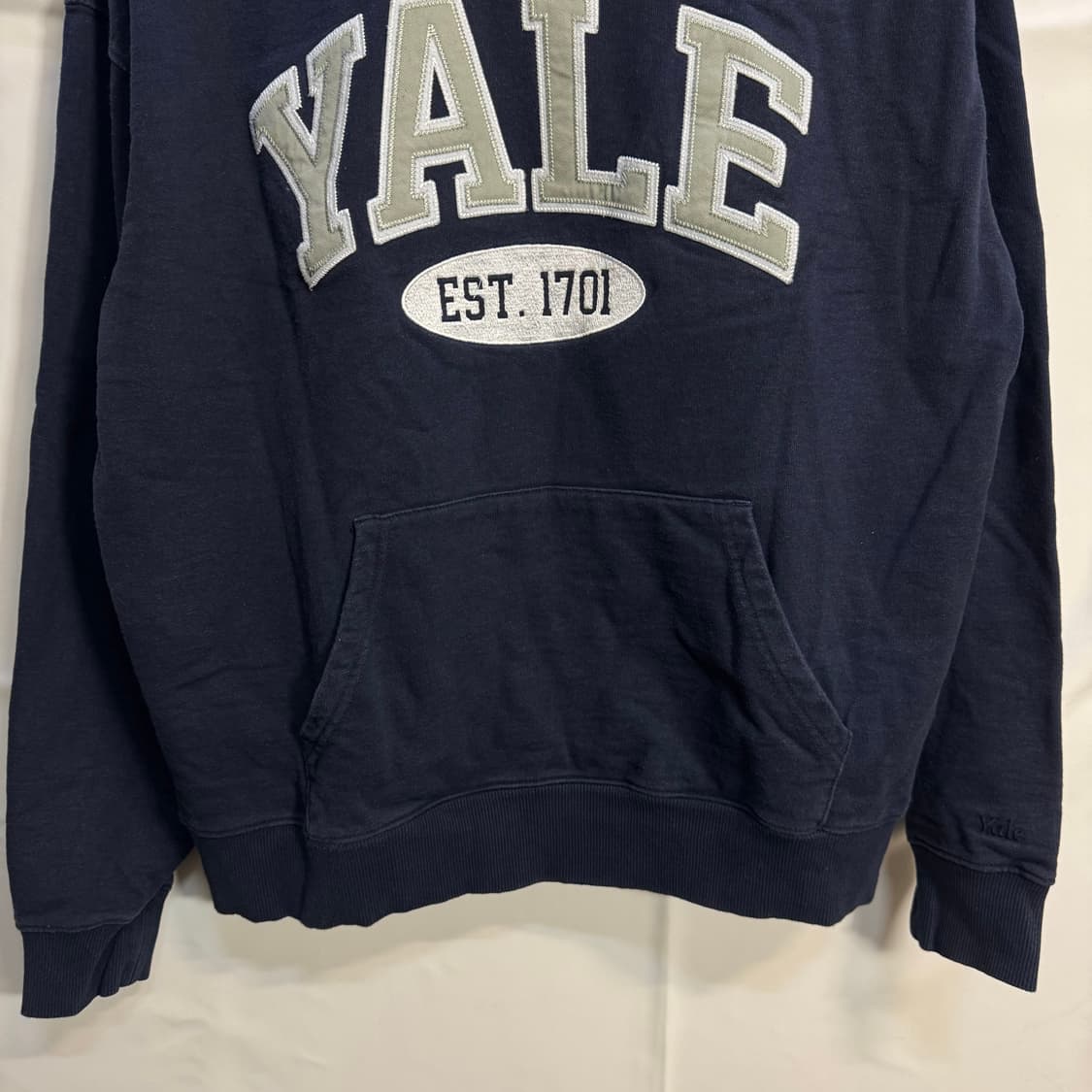 예일 빅로고 후드티 상품이미지3