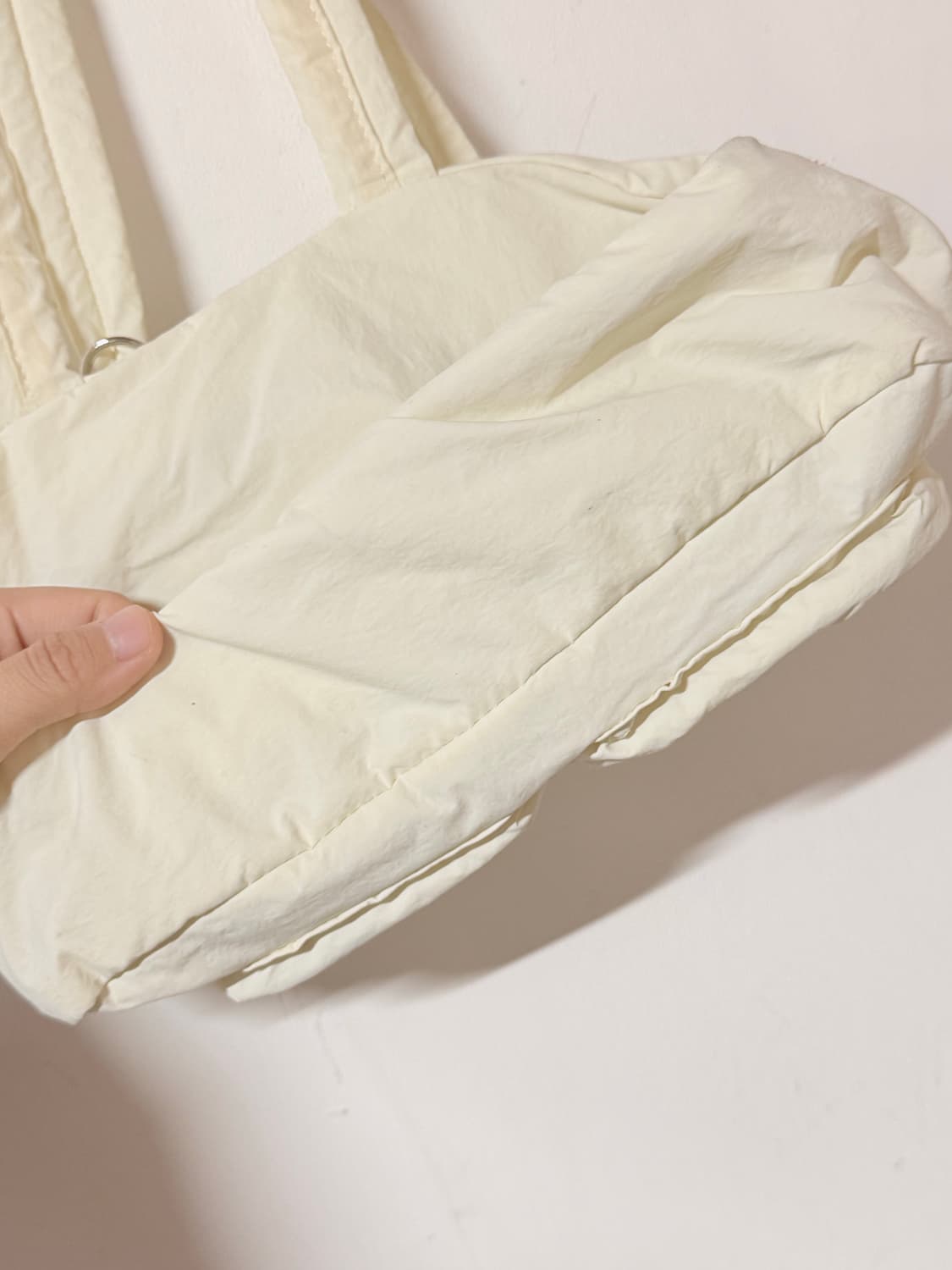 Lee 키치 나일론 숄더백 멀티포켓 크림 상품이미지7