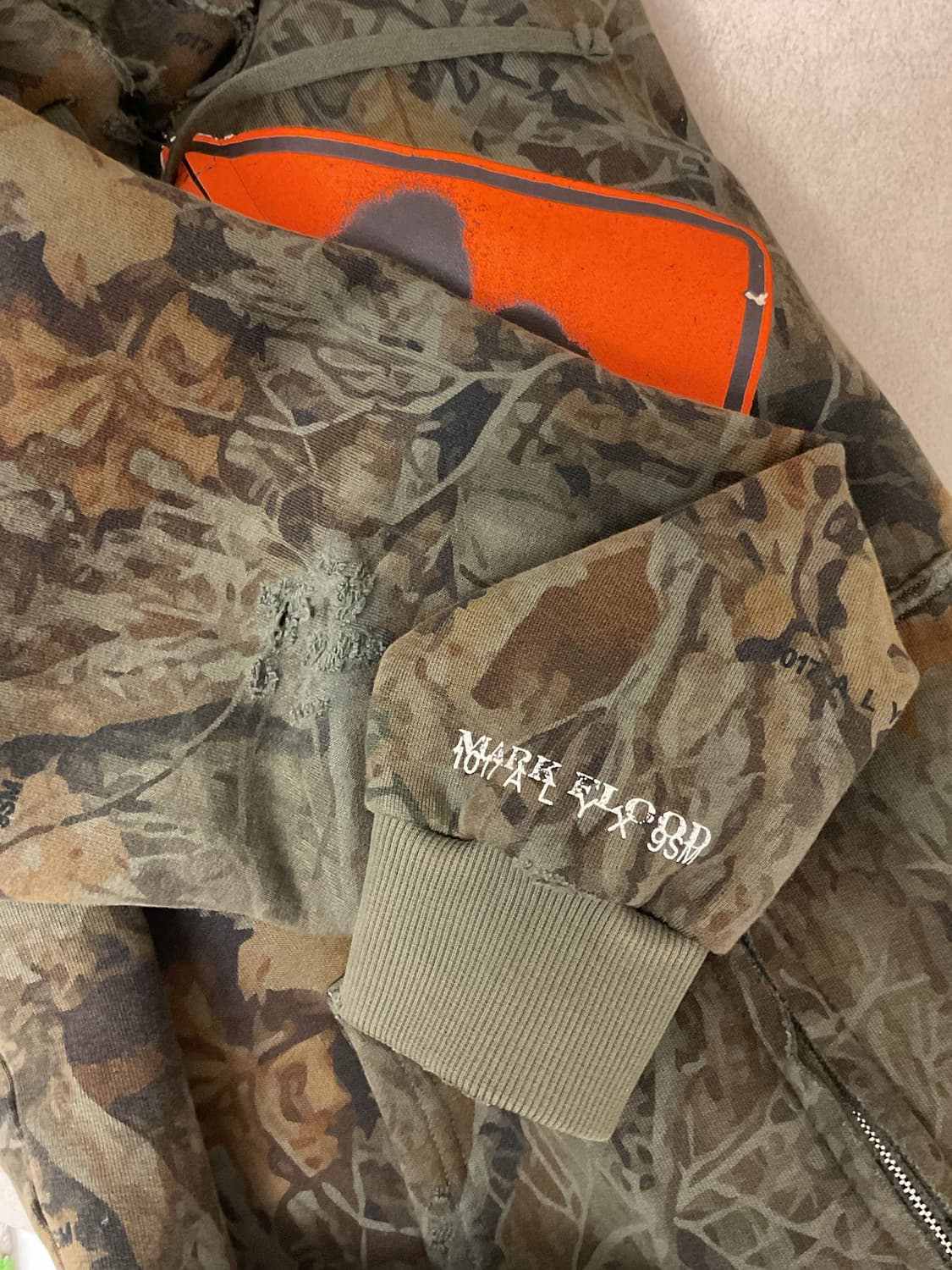 Alyx distressed camo zip up hoodie 상품이미지7