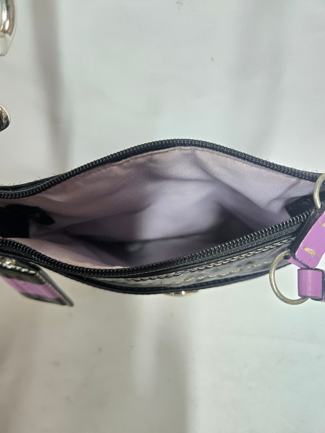 코치 블랙 크로스백 상품이미지3