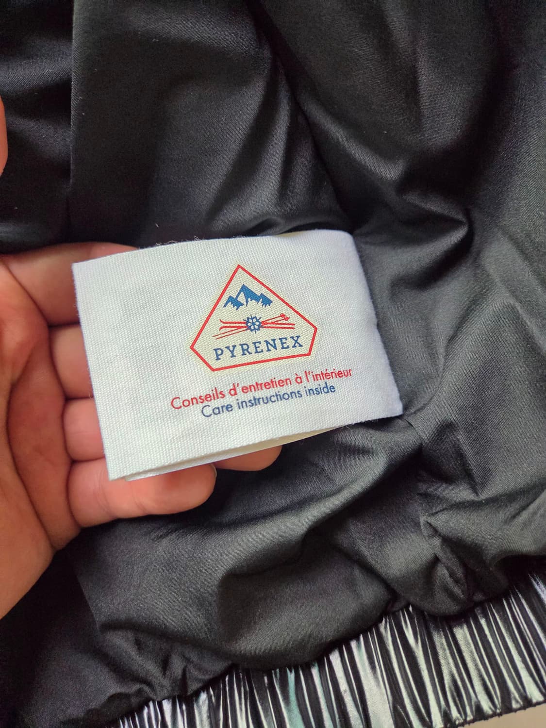 피레넥스 25fw 빈티지 미틱 블랙 L 새상품 상품이미지5