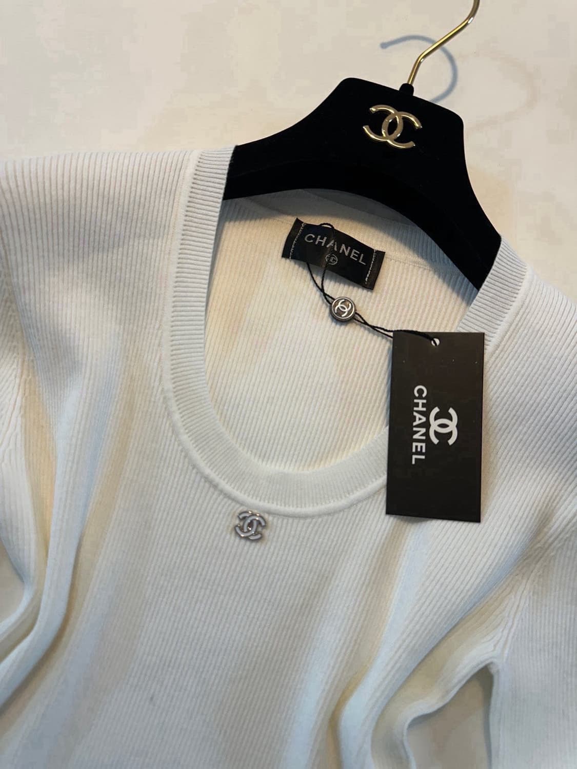 (새상품)샤넬소매장식니트 상품이미지7