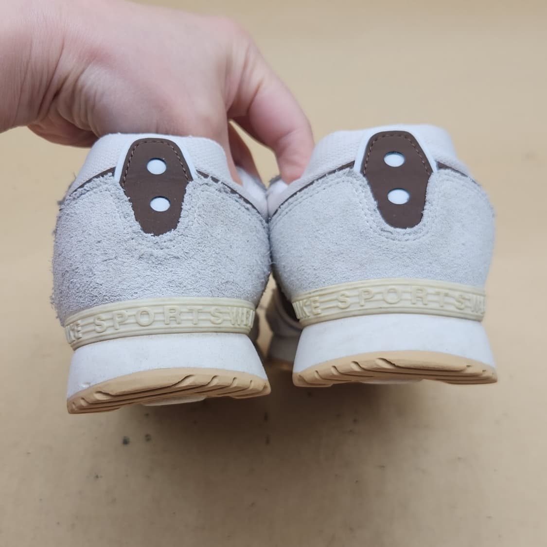 나이키 벤처러너 여성운동화235 상품이미지4