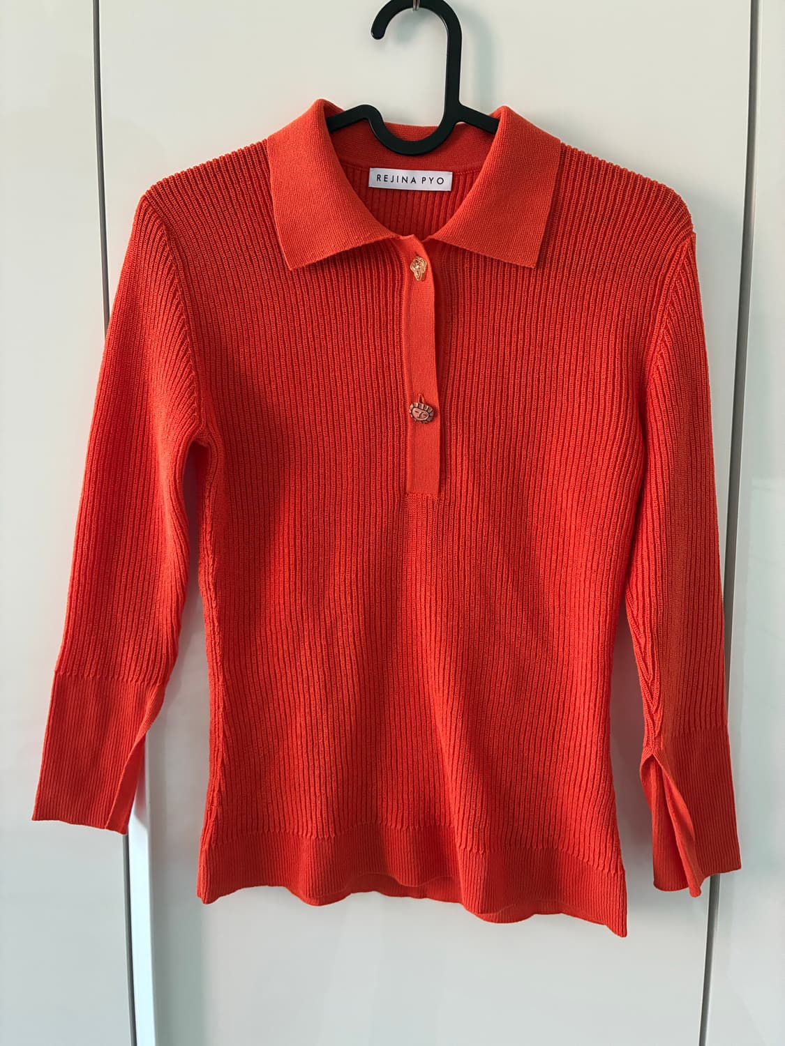 레지나 표(Rejina Pyo) 오렌지 리브 폴로 탑 상품이미지1