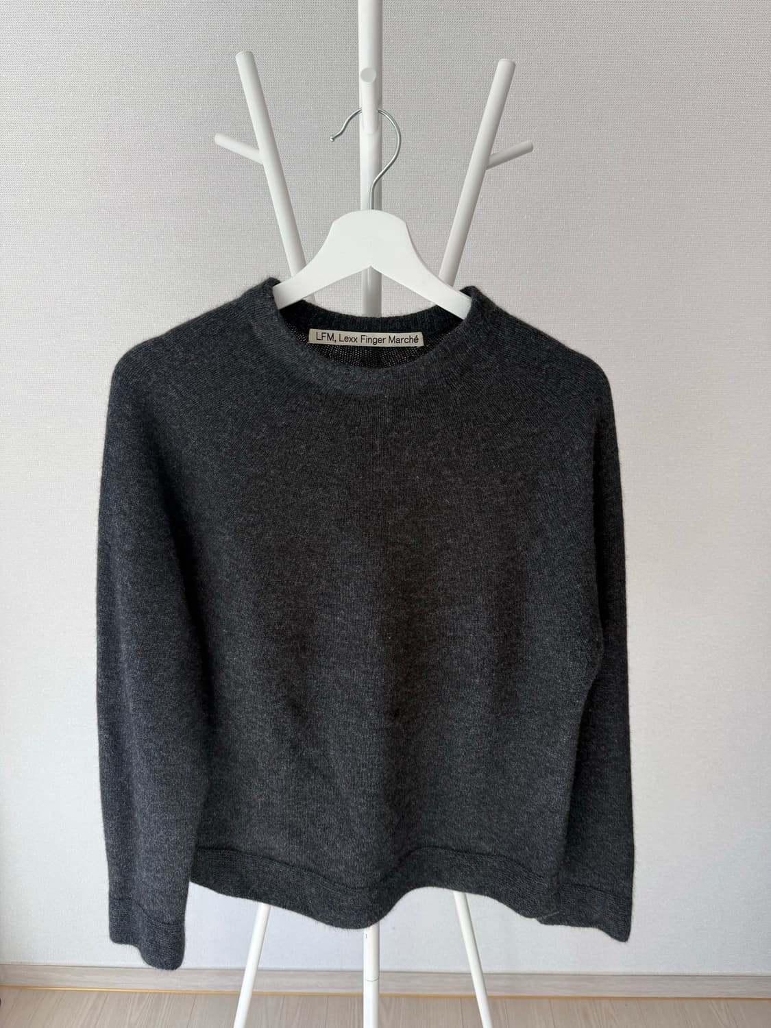 LFM Raco Round Knit / Charcoal 상품이미지2