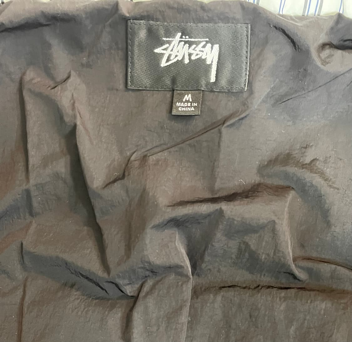 스투시 패딩 m 상품이미지4