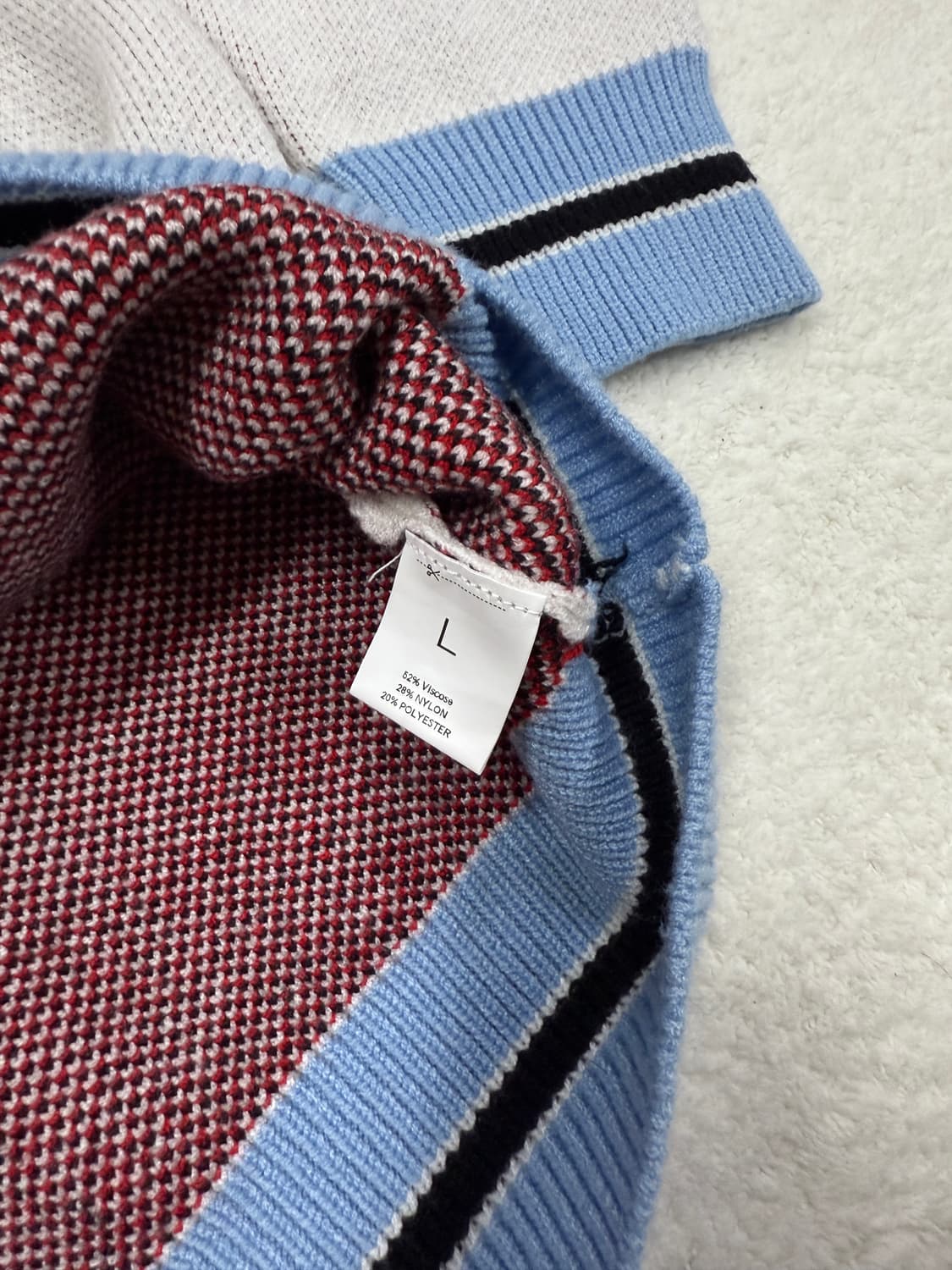 브이넥 니트 (L) 상품이미지4