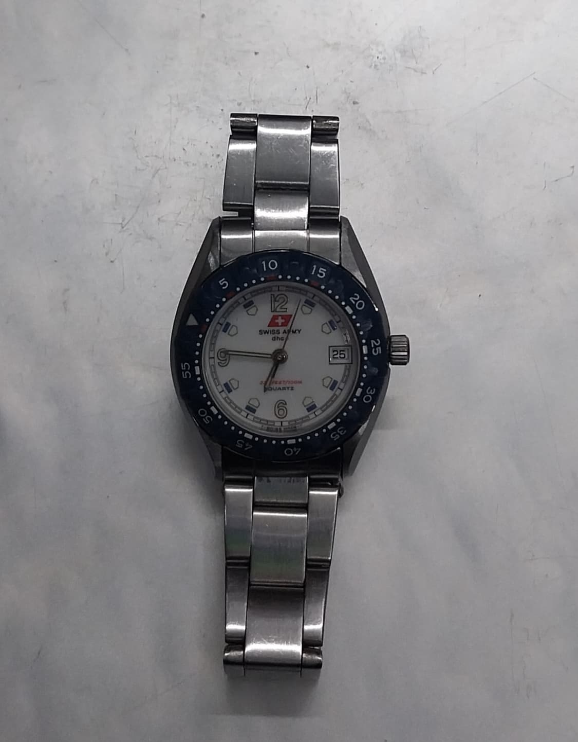 빅토리 녹스 스위스아미 다이버 DHC+ 쿼츠 여성시계 상품이미지1