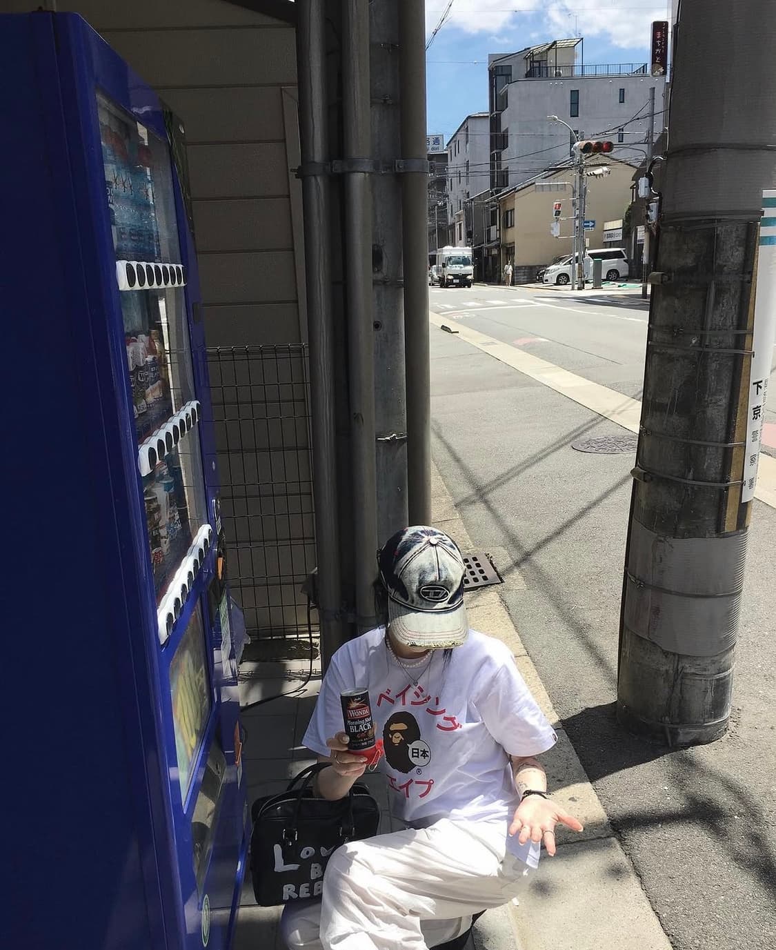 베이프 재팬 가타카나 컬리지 시티 티셔츠 화이트  상품이미지1