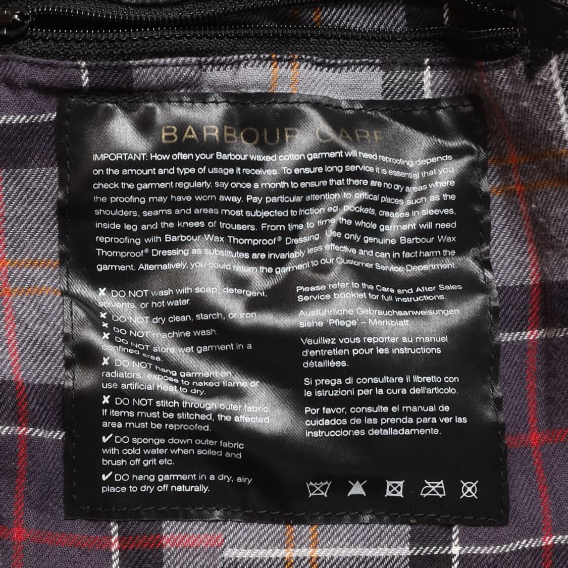 바버 Barbour International Jacket

 상품이미지8