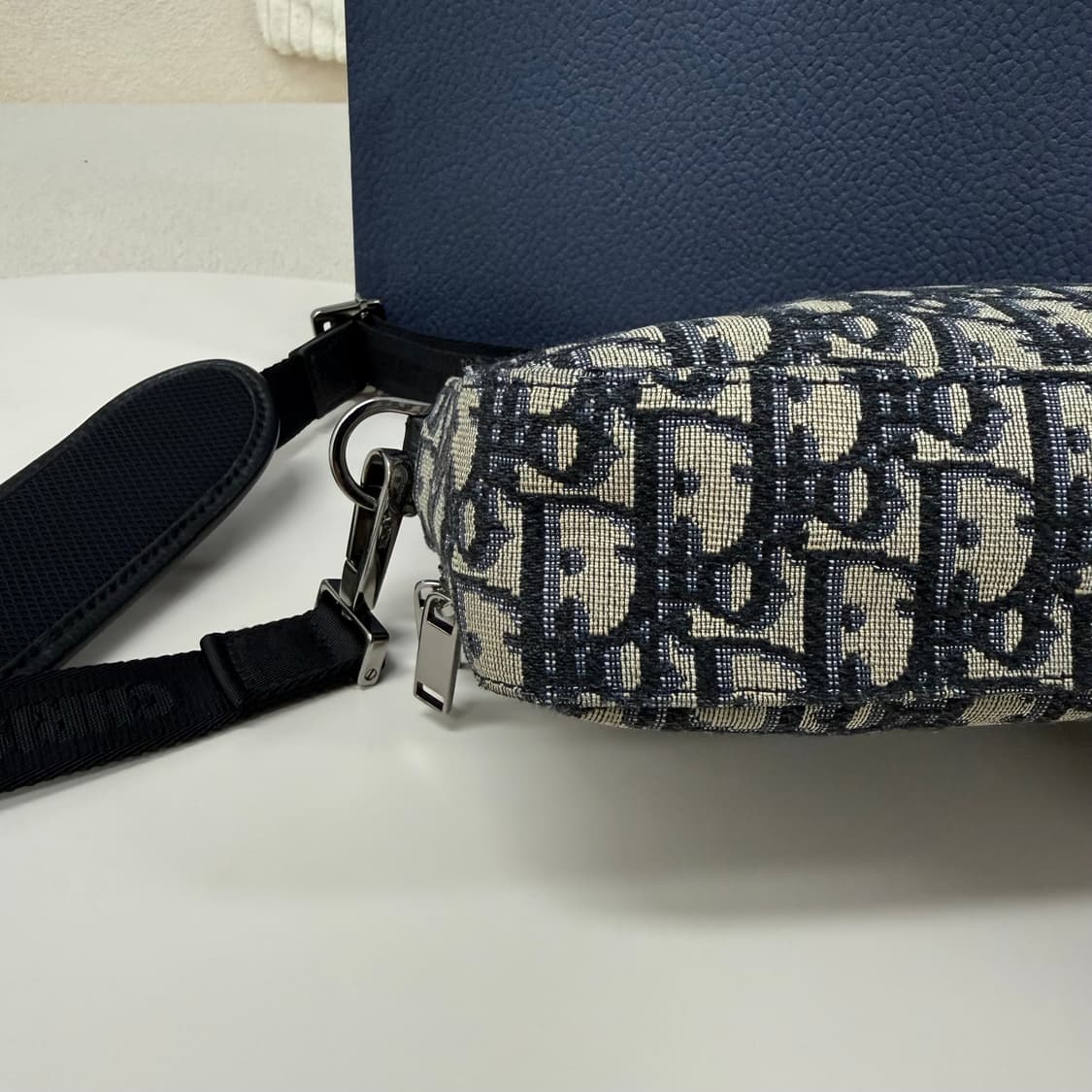 (당일출고) 디올 오블리크 사파리 메신저 백 상품이미지8