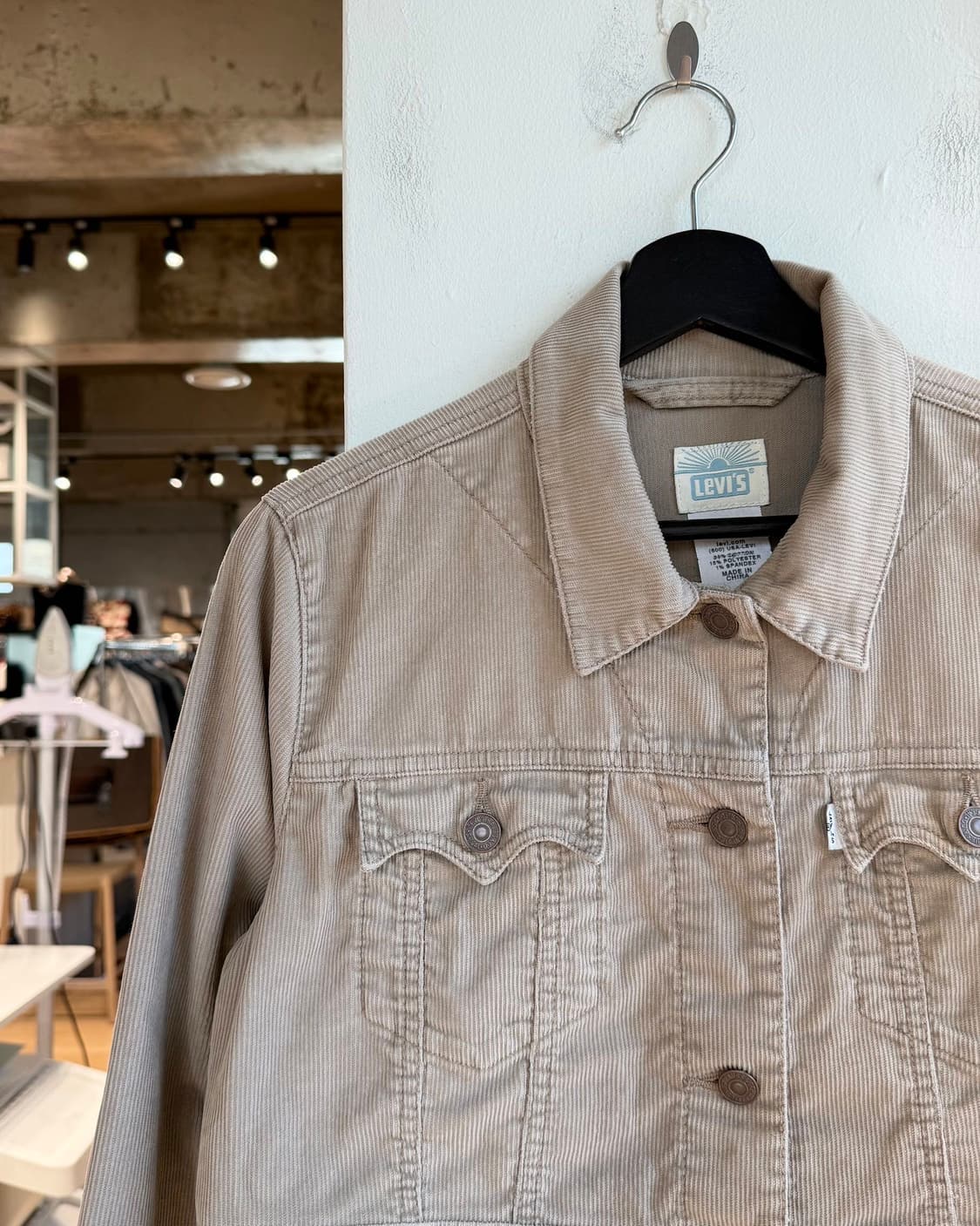 리바이스 베이지 코듀로이 크롭 자켓  상품이미지4