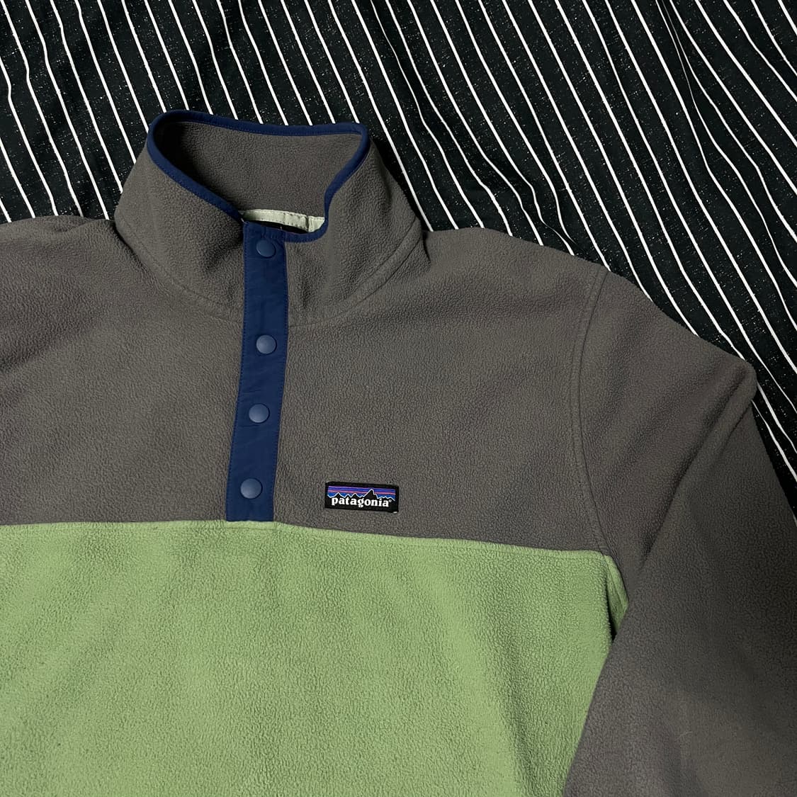 파타고니아 신칠라 후리스 XL 그린 상품이미지3