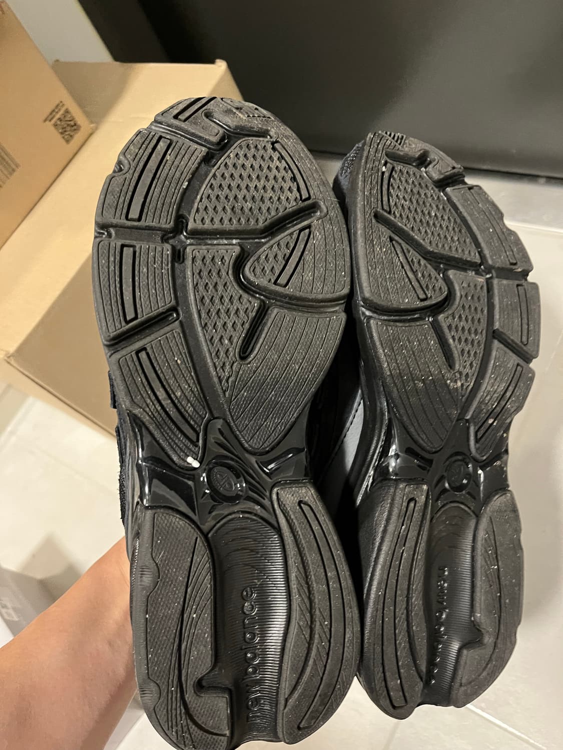 뉴발란스 2010앱졸브 블랙팬텀270 상품이미지3