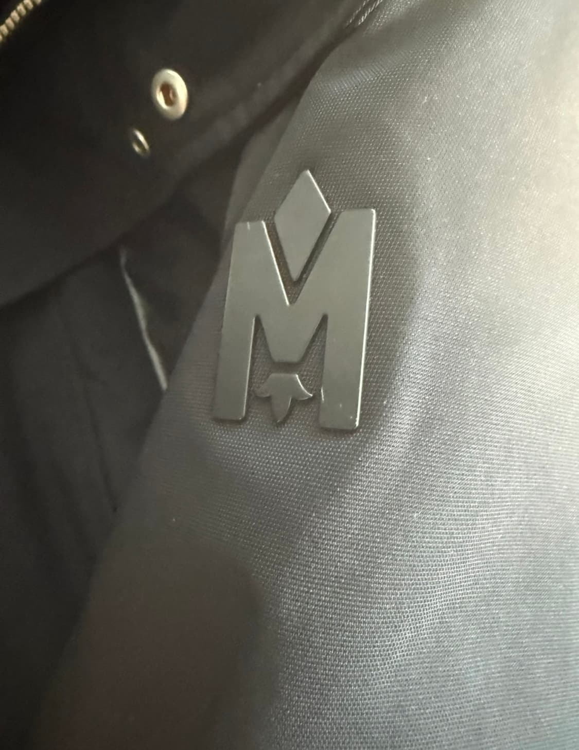 맥케이지 22Fw 실버퍼 40사이즈 상품이미지1