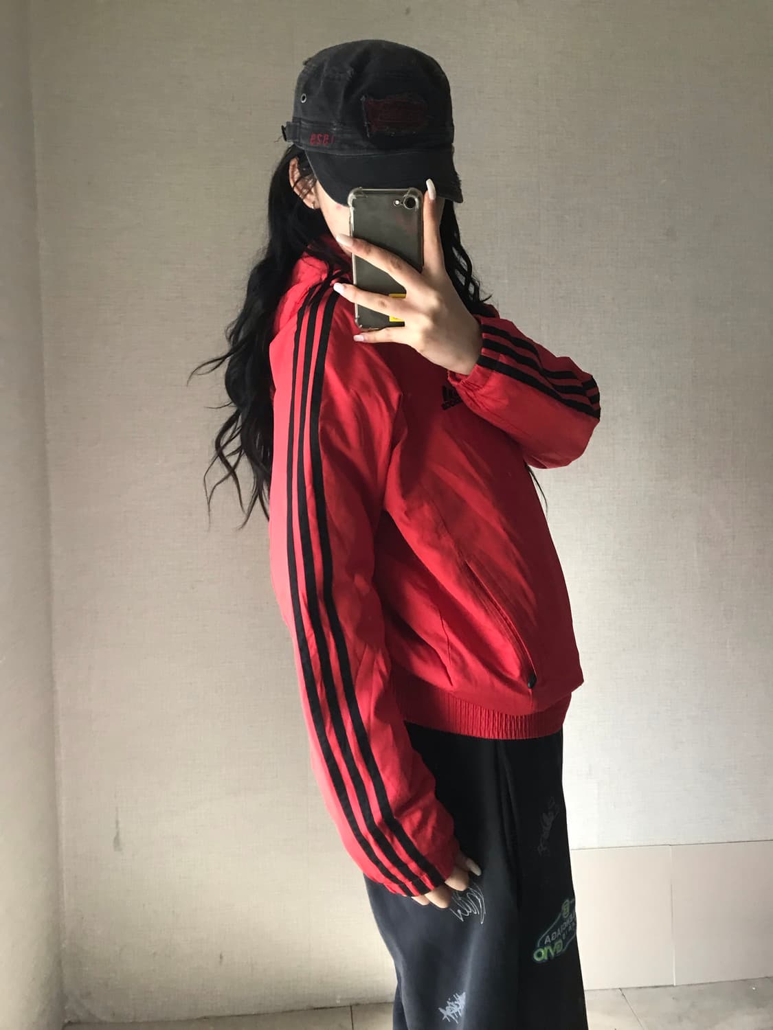 아디다스 90s 레드 블랙 패딩 상품이미지3