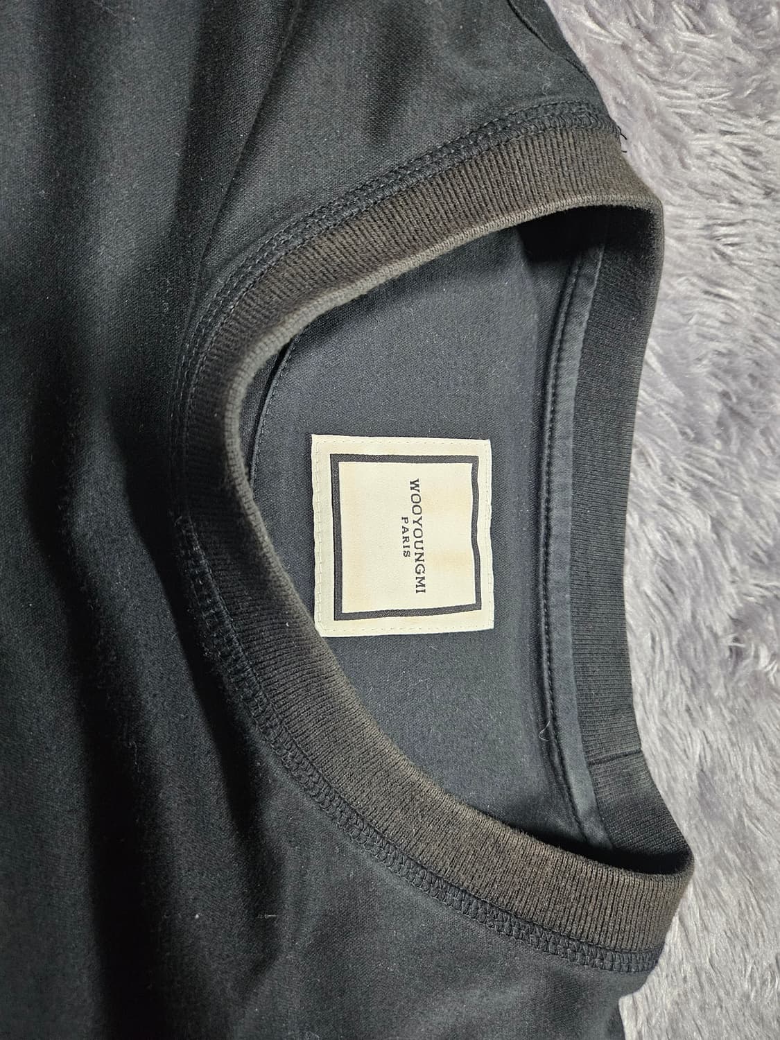 우영미 블랙 플라워 롱슬리브 티셔츠 48 상품이미지4