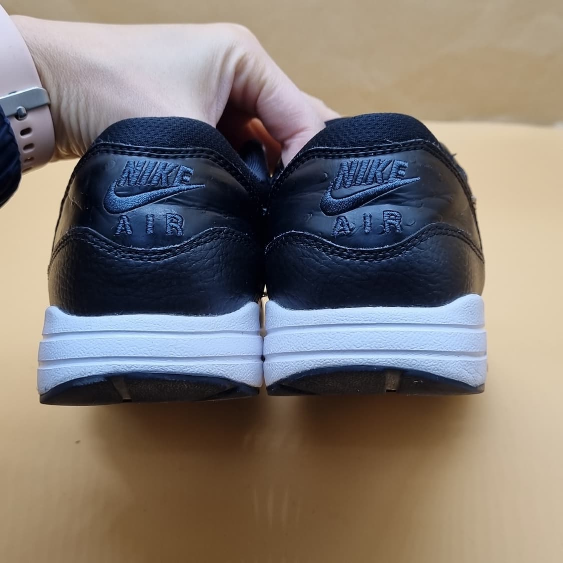 나이키 에어맥스1 울트라 여성운동화235  상품이미지4