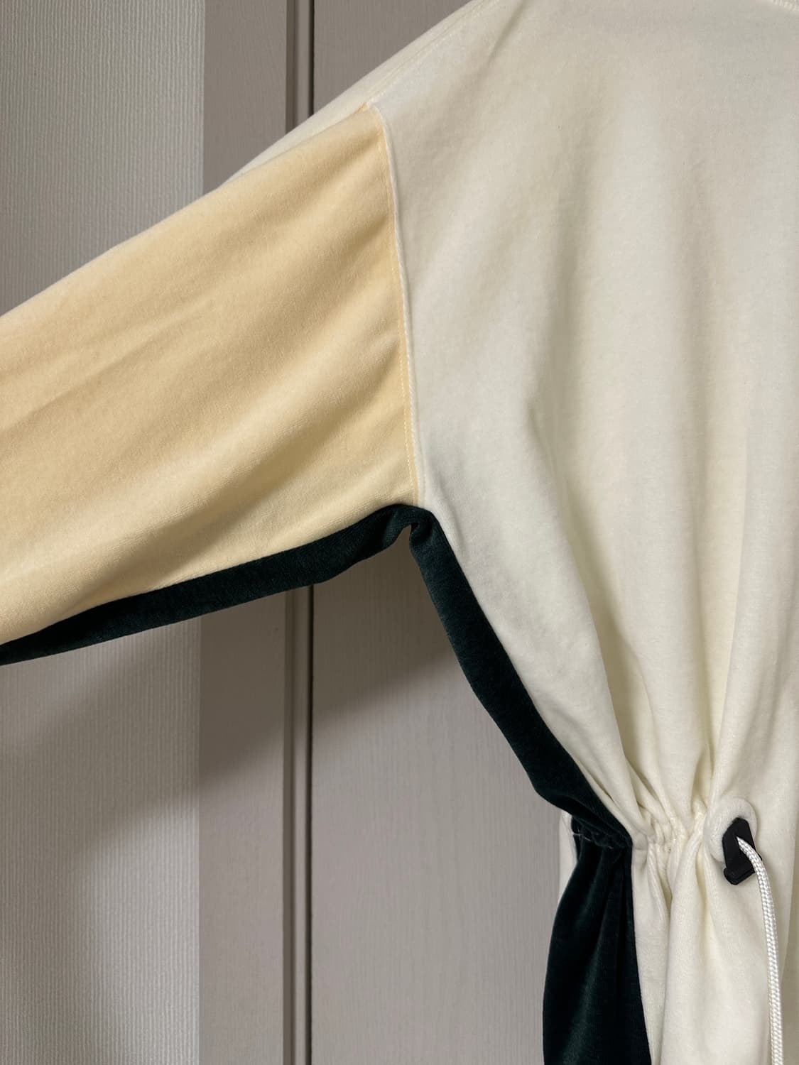 toga pulla 오픈백 상의 상품이미지3