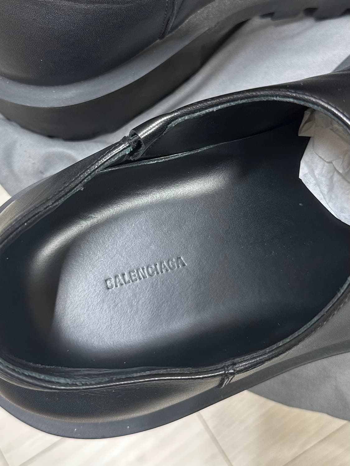 발렌시아가 허머 더비 42 상품이미지9