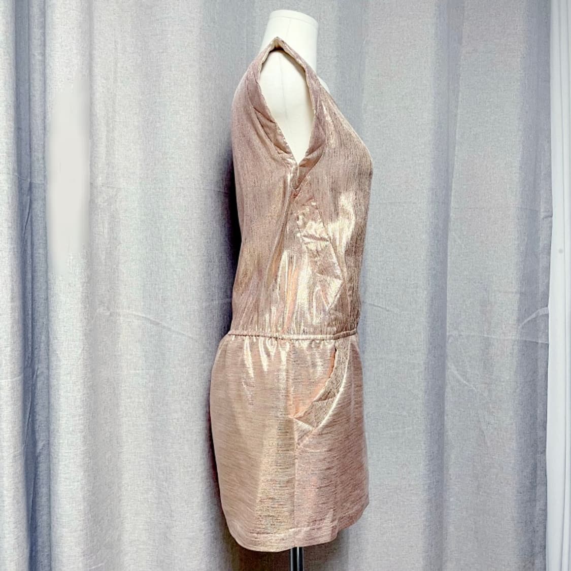 마쥬 maje 원피스 핑크골드 메탈릭 (표기36/44~날씬55) 상태최상 상품이미지2