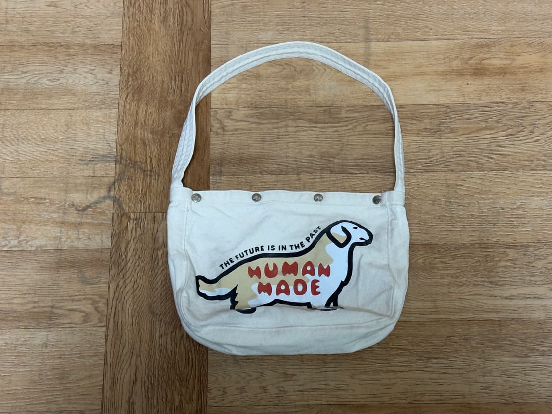 휴먼메이드 크로스백 상품이미지1