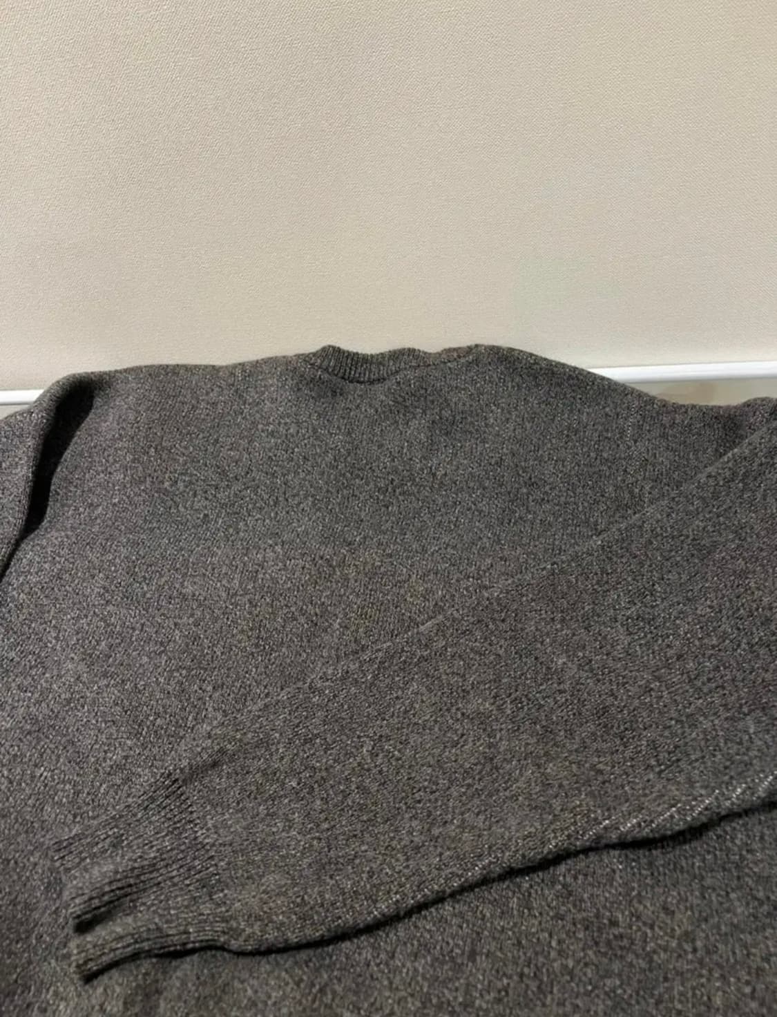 피오갓 에센셜 니트 블랙 멜란지 L 상품이미지3