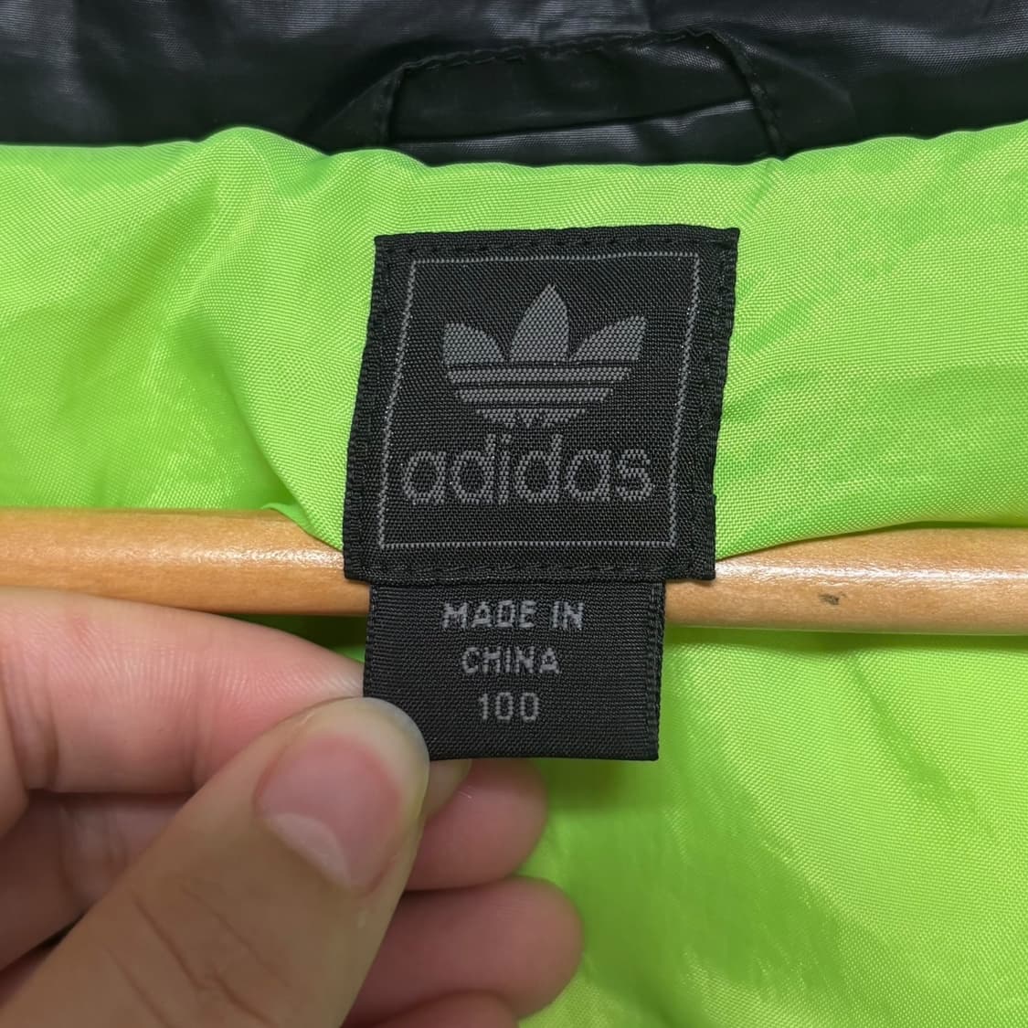 3702 아디다스 블랙 오리털 덕다운 패딩 상품이미지4