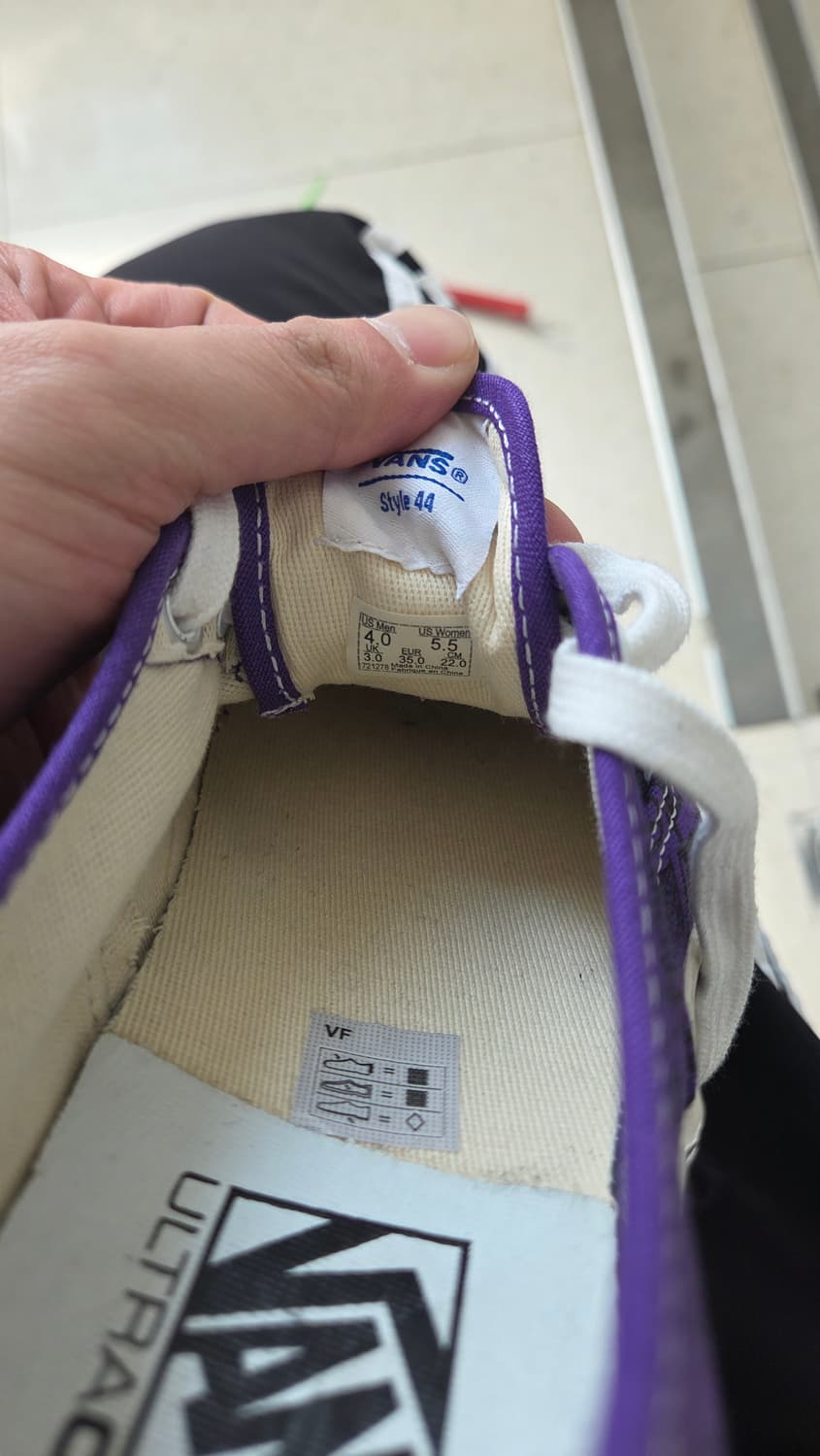 반스 ULTRACUSH 220 상품이미지4