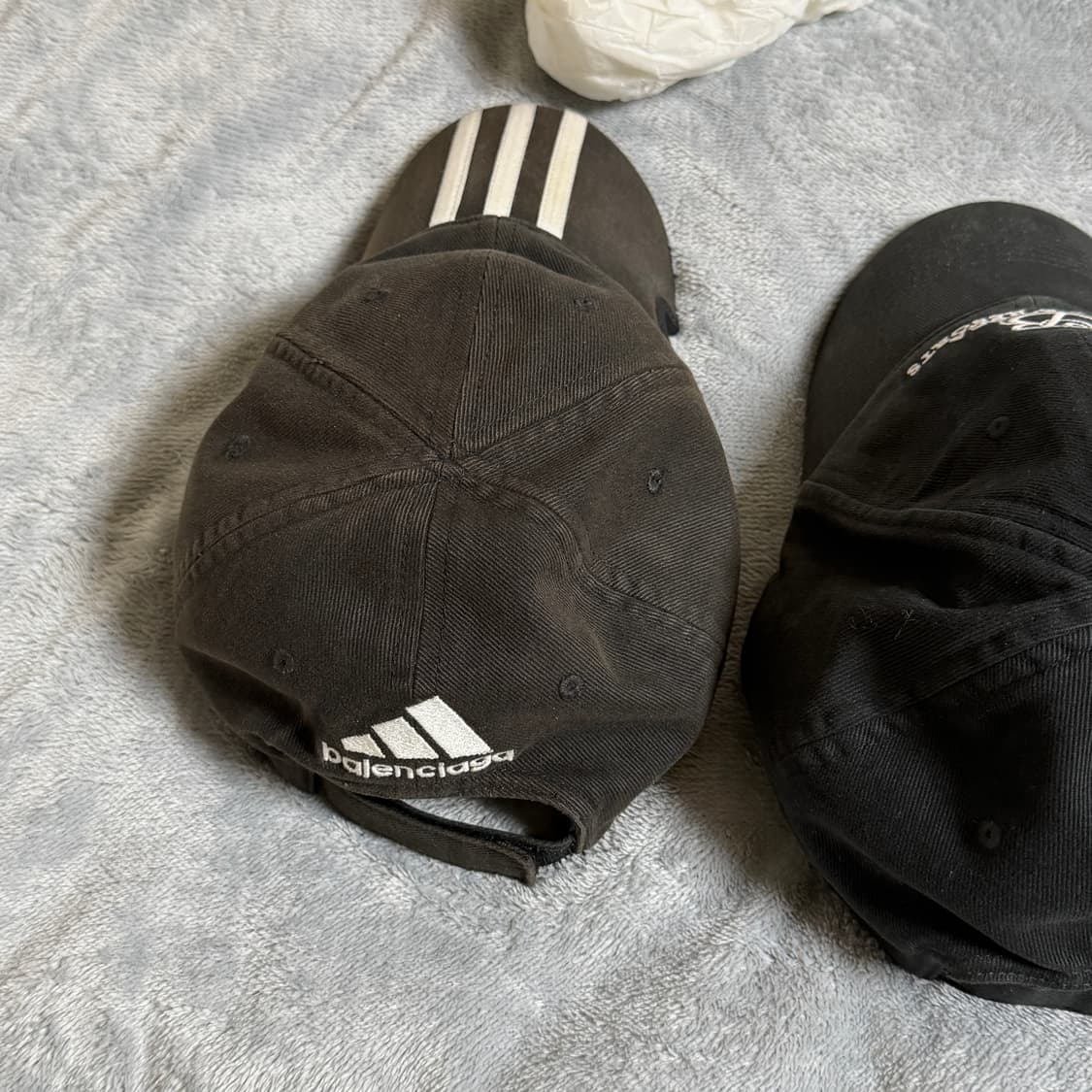아디다스 X 발렌시아가 콜라보 볼캡 모자 상품이미지6