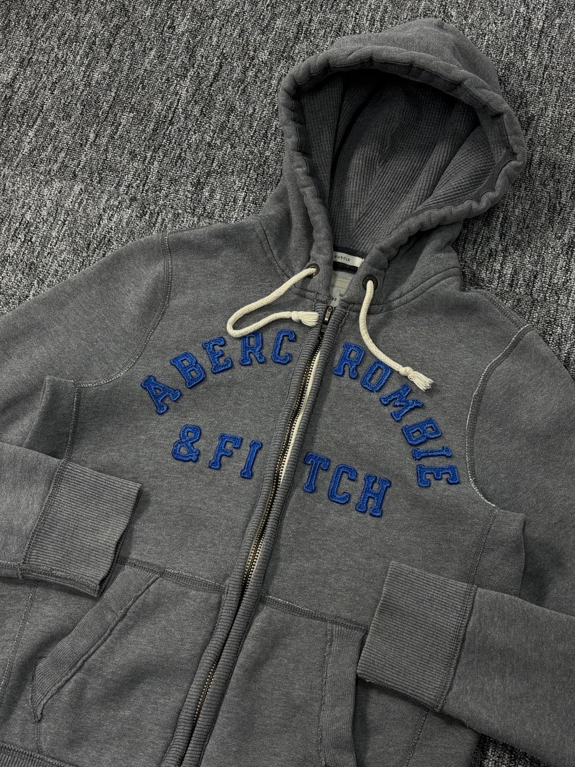 아베크롬비 Y2K 올드스쿨 후드 집업 상품이미지2
