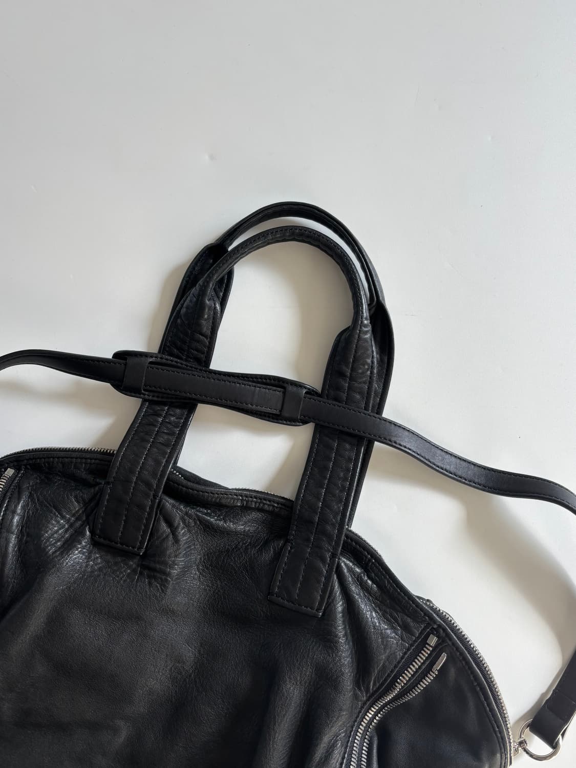 Alexander Wang 알렉산더왕 트루디 블랙 레더 토트백 상품이미지5