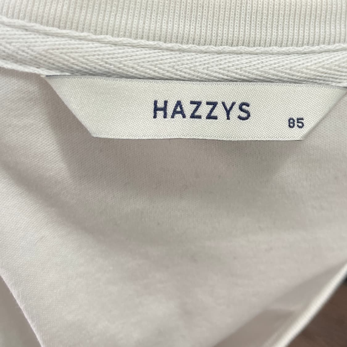 헤지스 여성 라운드긴팔 2023 85 영구제 상품이미지4