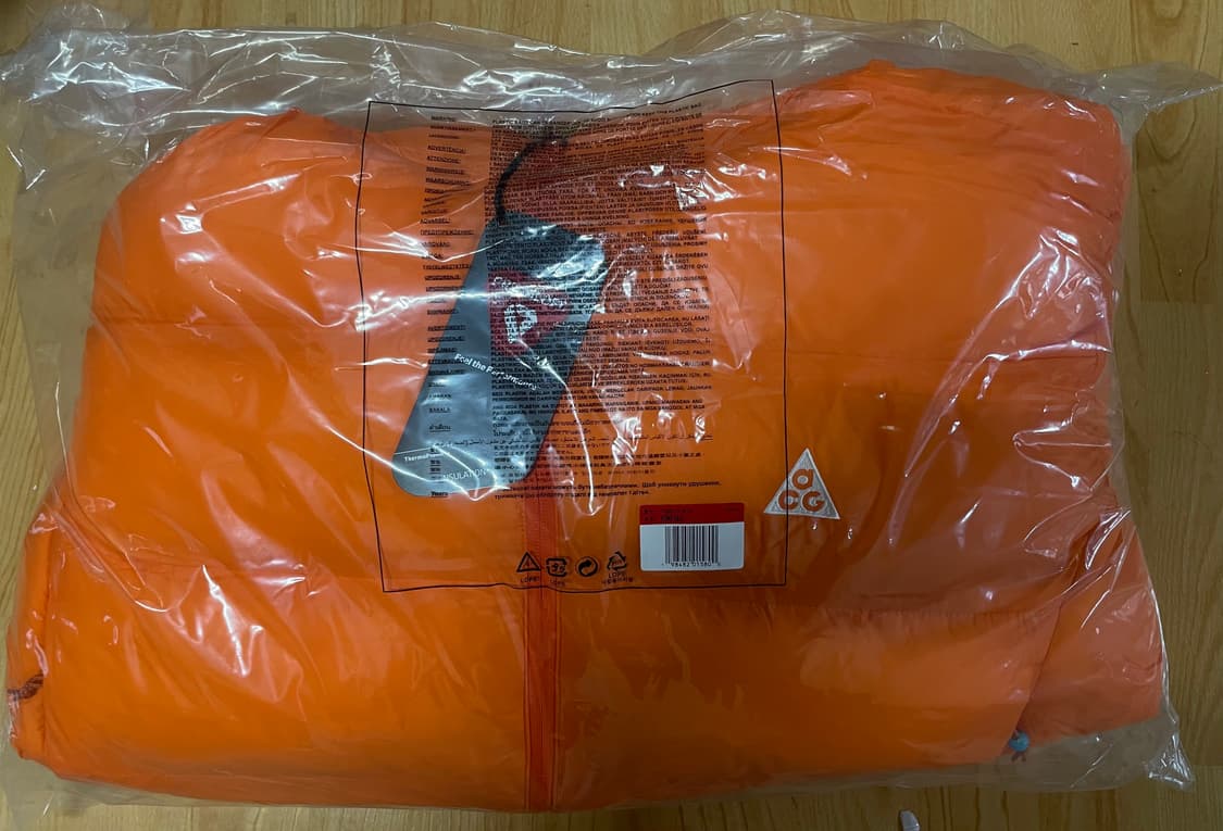 나이키 ACG 루나 레이크 패딩 오렌지 써밋 새상품 팝니다 상품이미지2