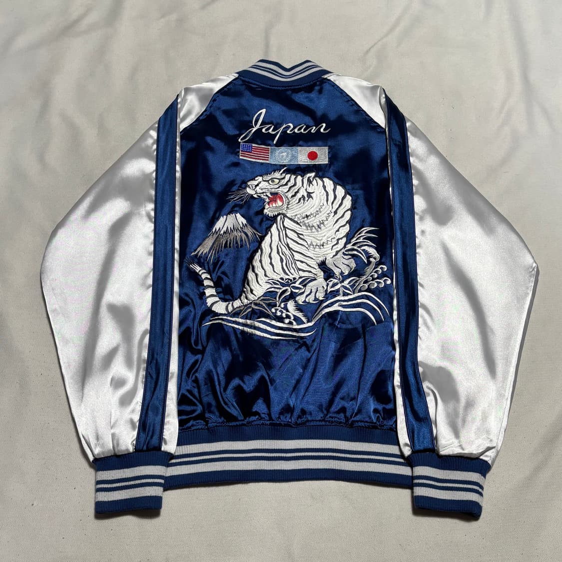 F 빈티지 재팬 백호 자수 스카쟌 상품이미지2