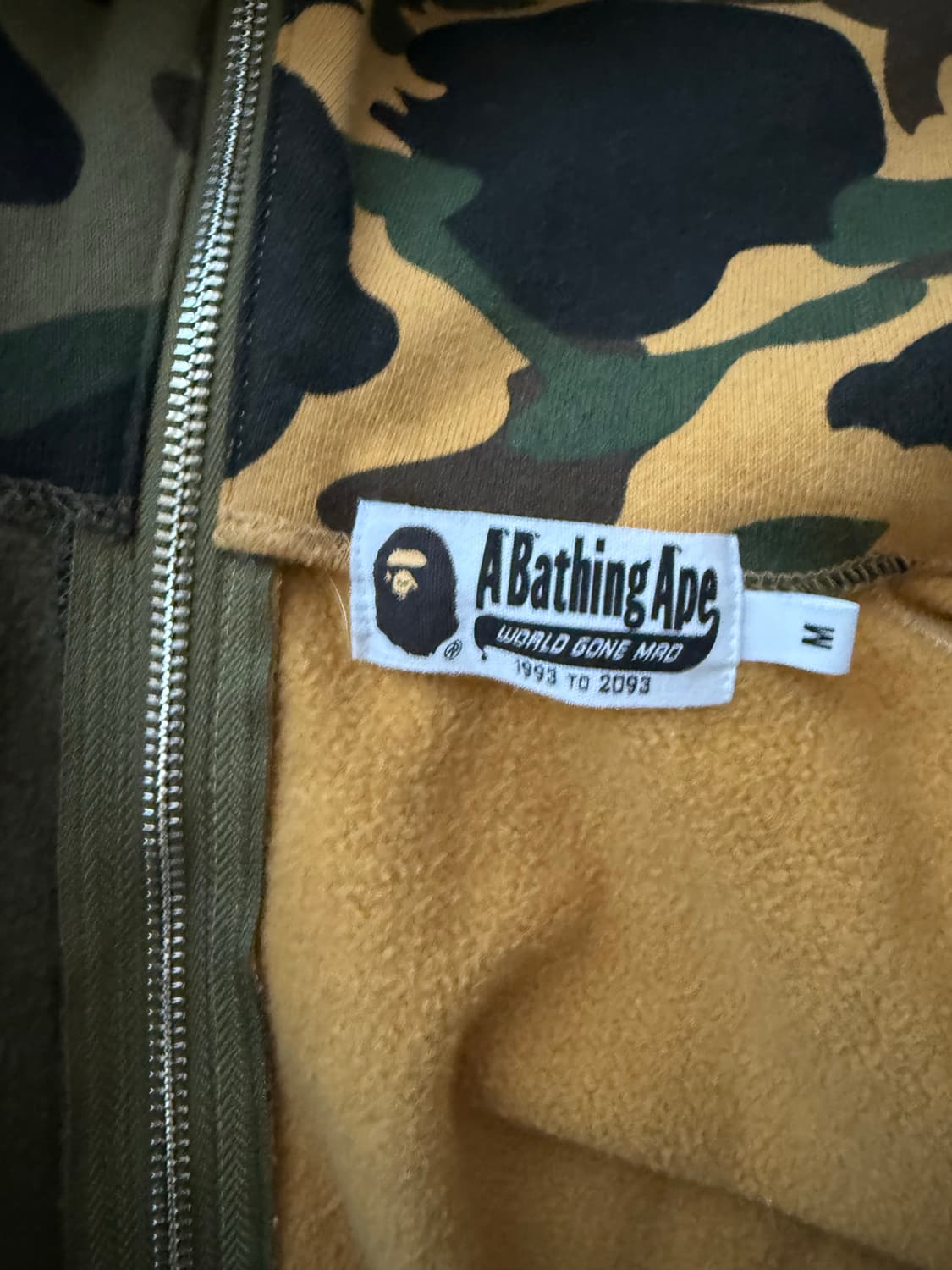 베이프 퍼스트 카모 세퍼레이트 샤크 풀 집 후드 옐로우 상품이미지4