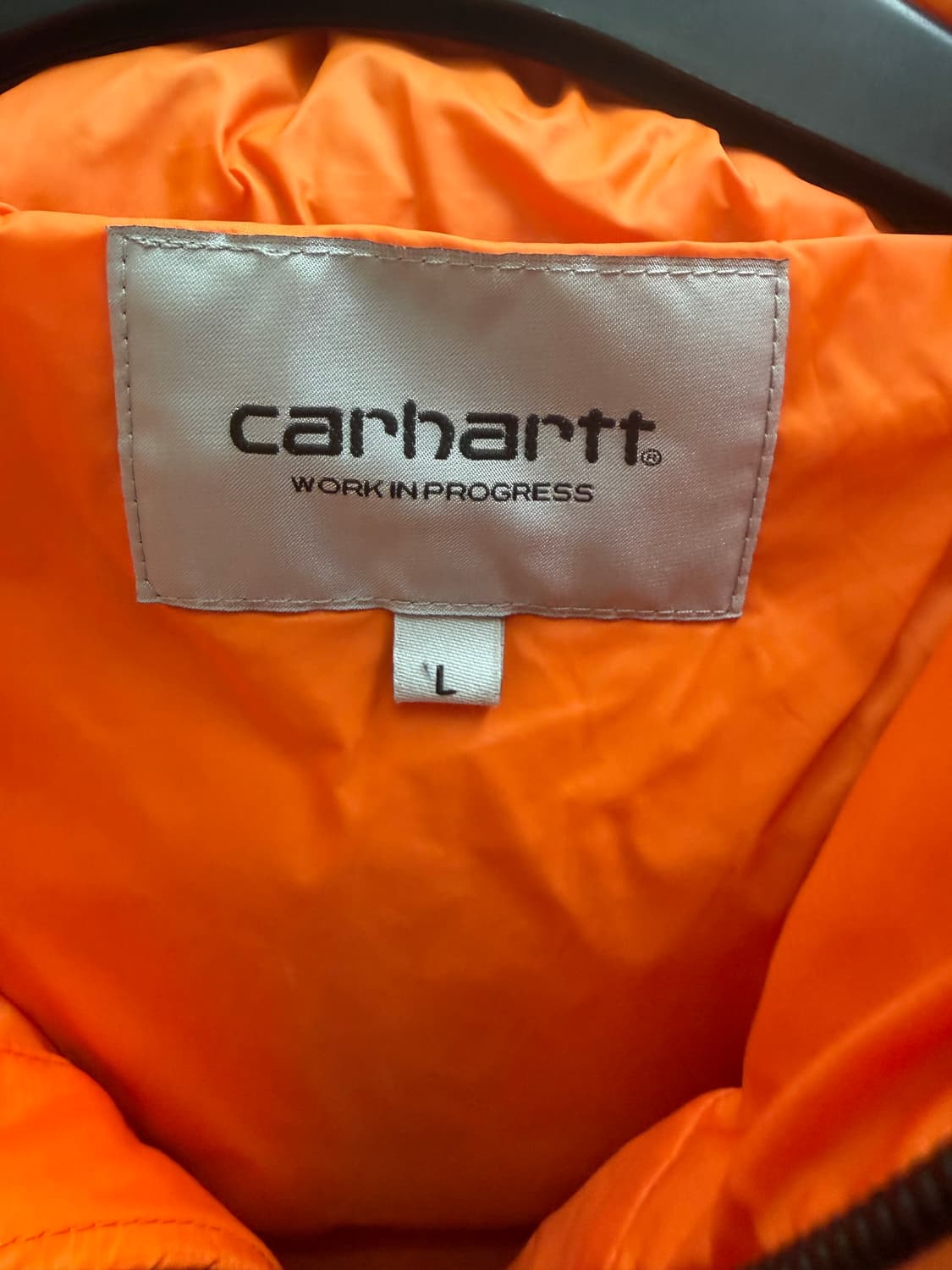 칼하트 WIP 아스펜 오렌지 패딩 L 상품이미지4