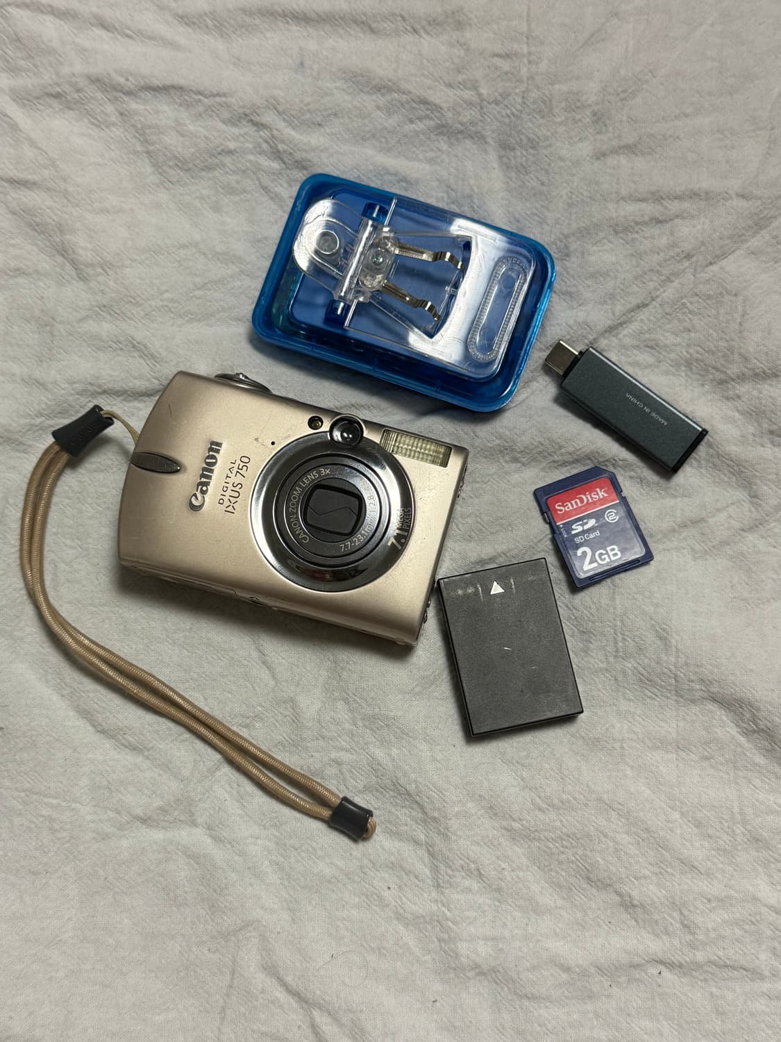 캐논 익서스750 ixus750 아일릿 원희 디카 ixy700 상품이미지1