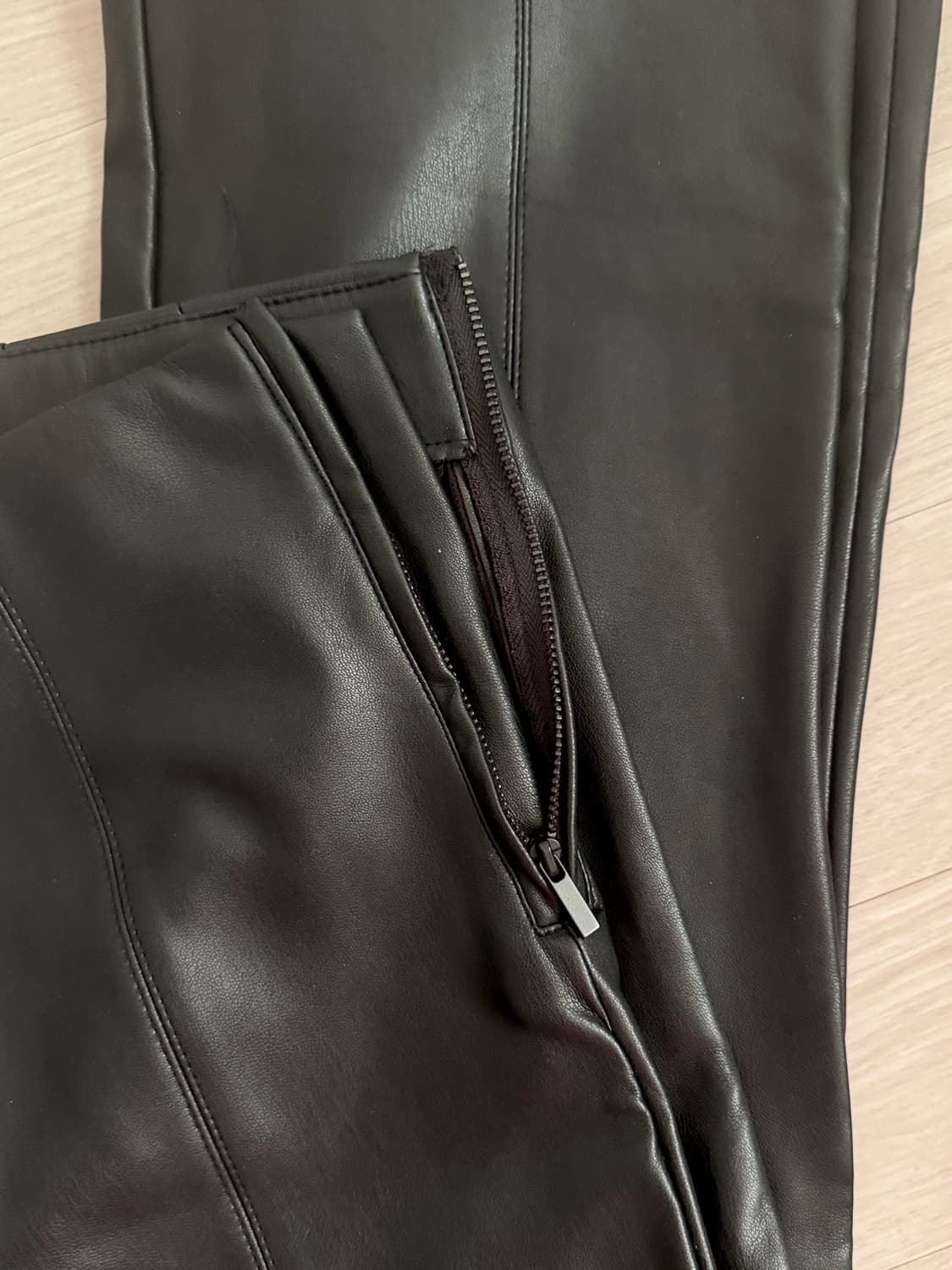 ZARA 레더 셋업 자켓(M) & 팬츠(L) 상품이미지9