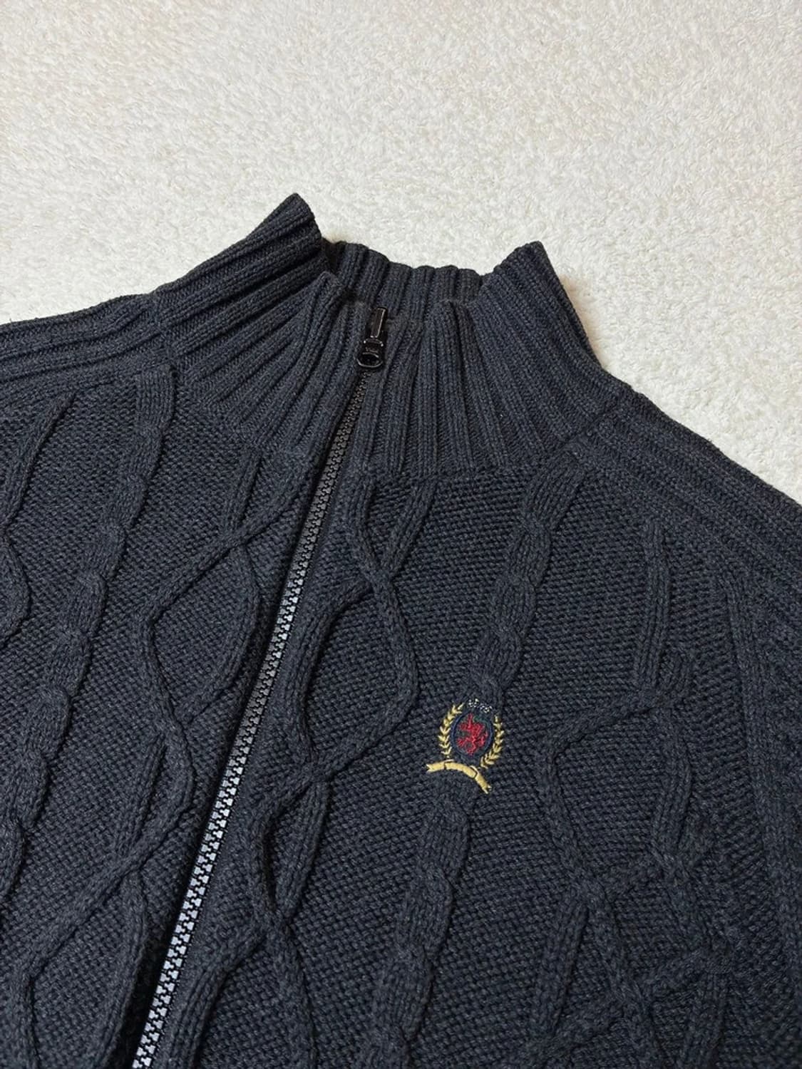 타미힐피거 00's 월계 꽈배기 니트 가디건 PN6376 상품이미지3