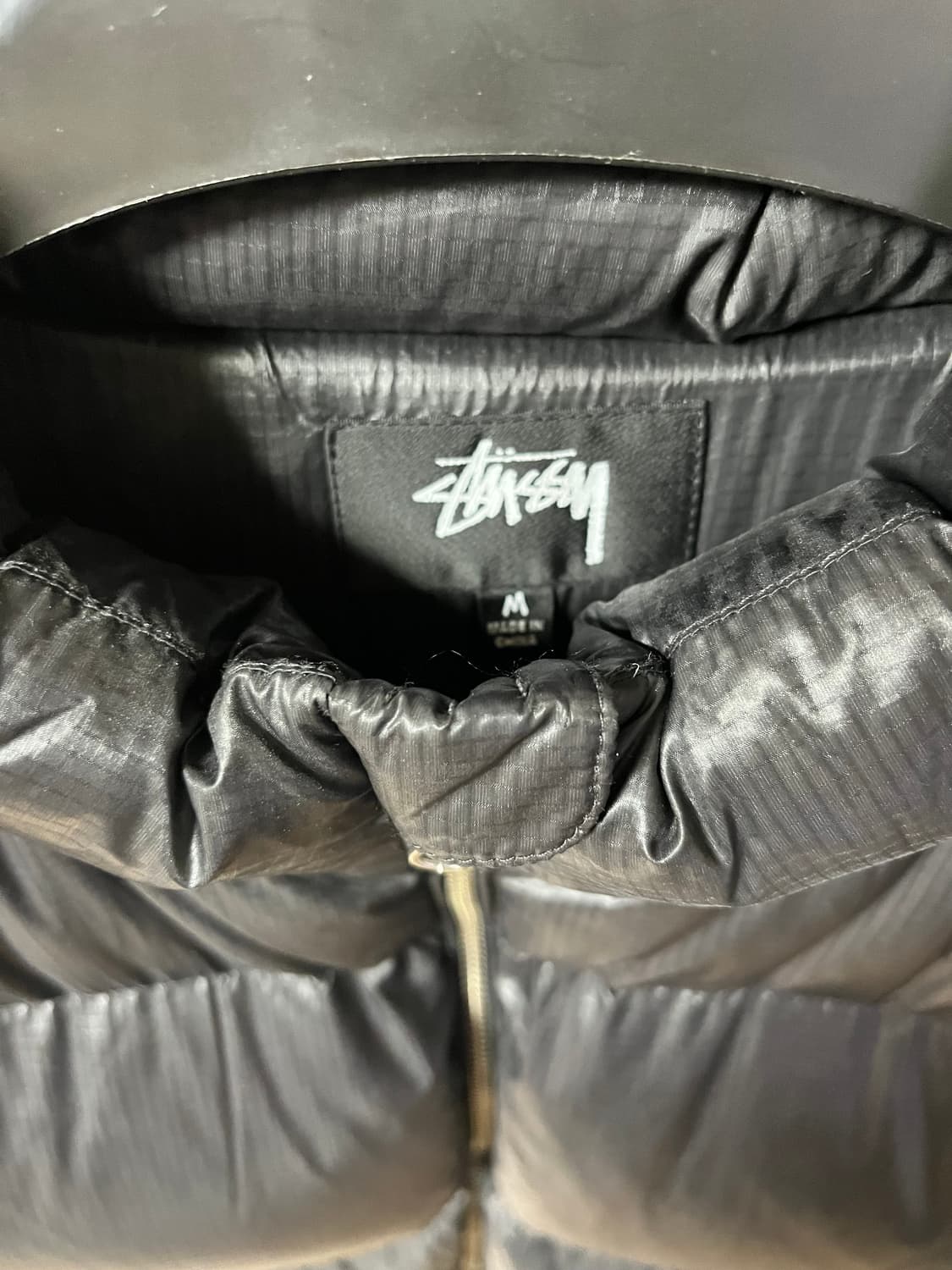 스투시 다운 퍼퍼 파라슈트 립스탑 차콜 M사이즈 상품이미지4