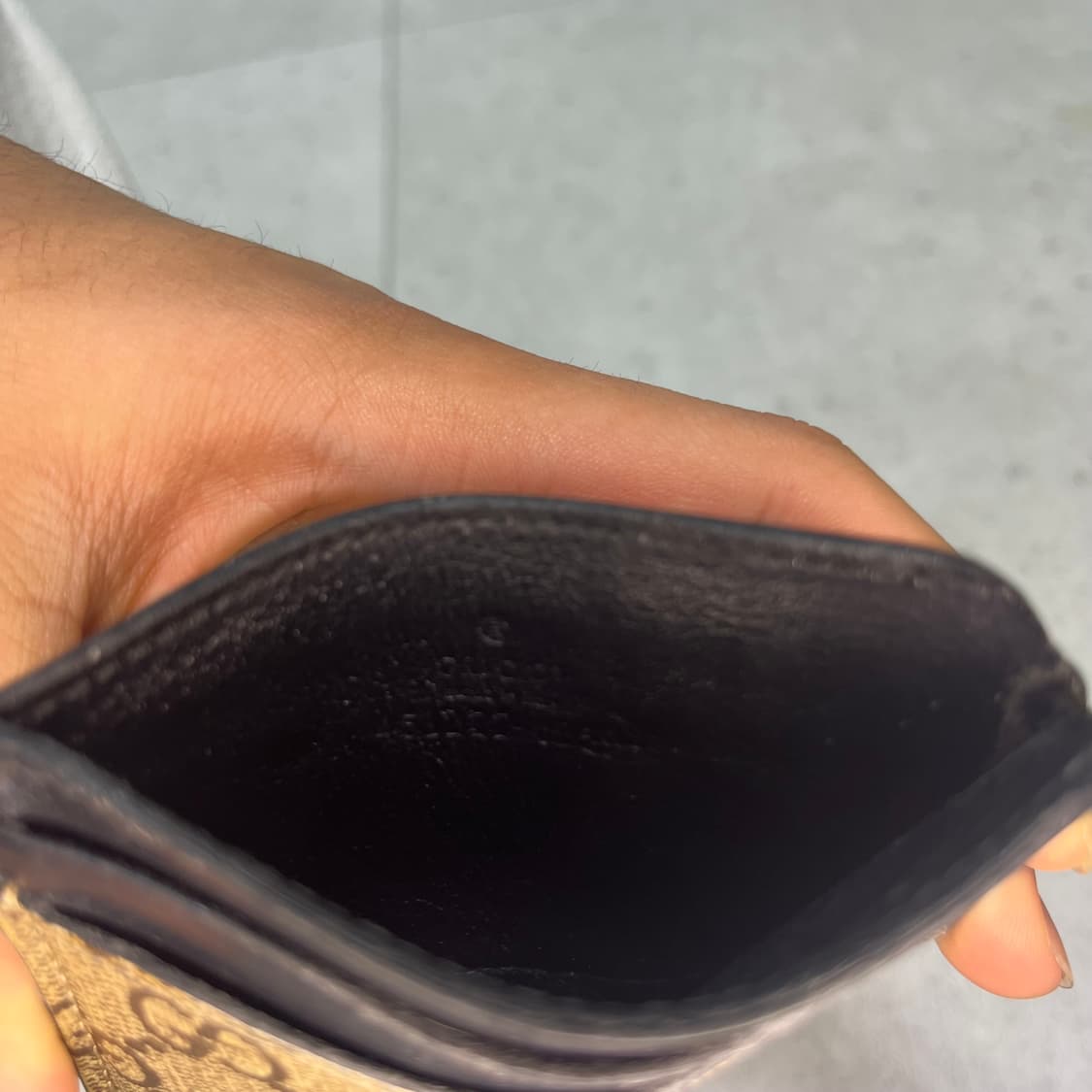 [정품] (급처) 구찌 GG 수프림 꿀벌 카드지갑 상품이미지8