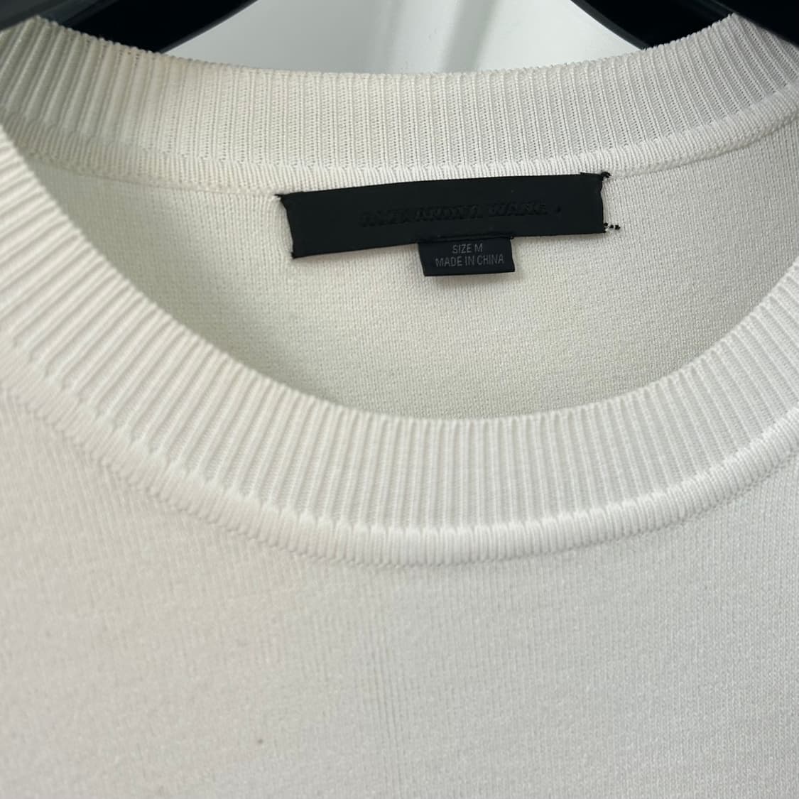 알렉산더왕 아이콘 니트 맨투맨 상품이미지8