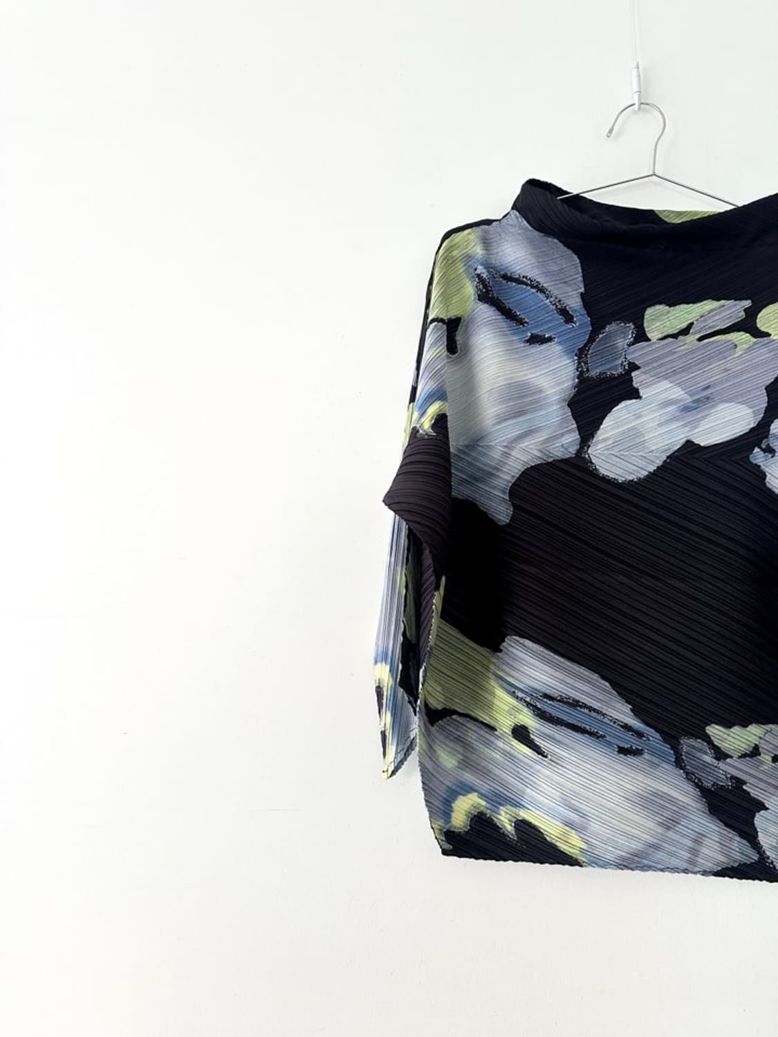 Big flower art pleats / navy & lime 상품이미지2