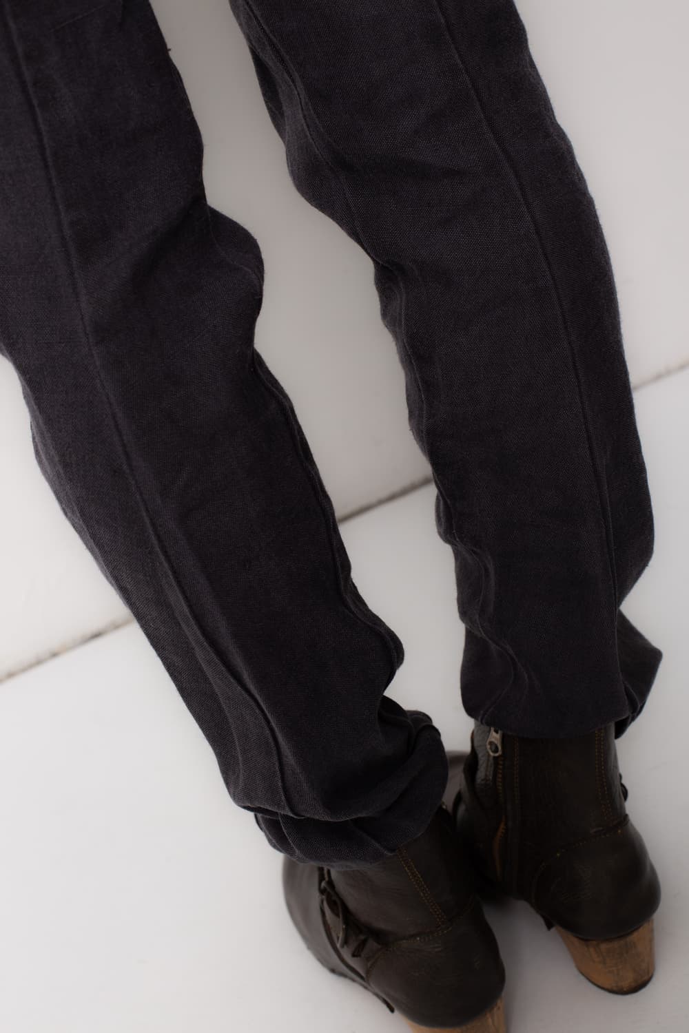 BAJRA ASYMMETRIC RAMIE JODHPUR PANTS 상품이미지4