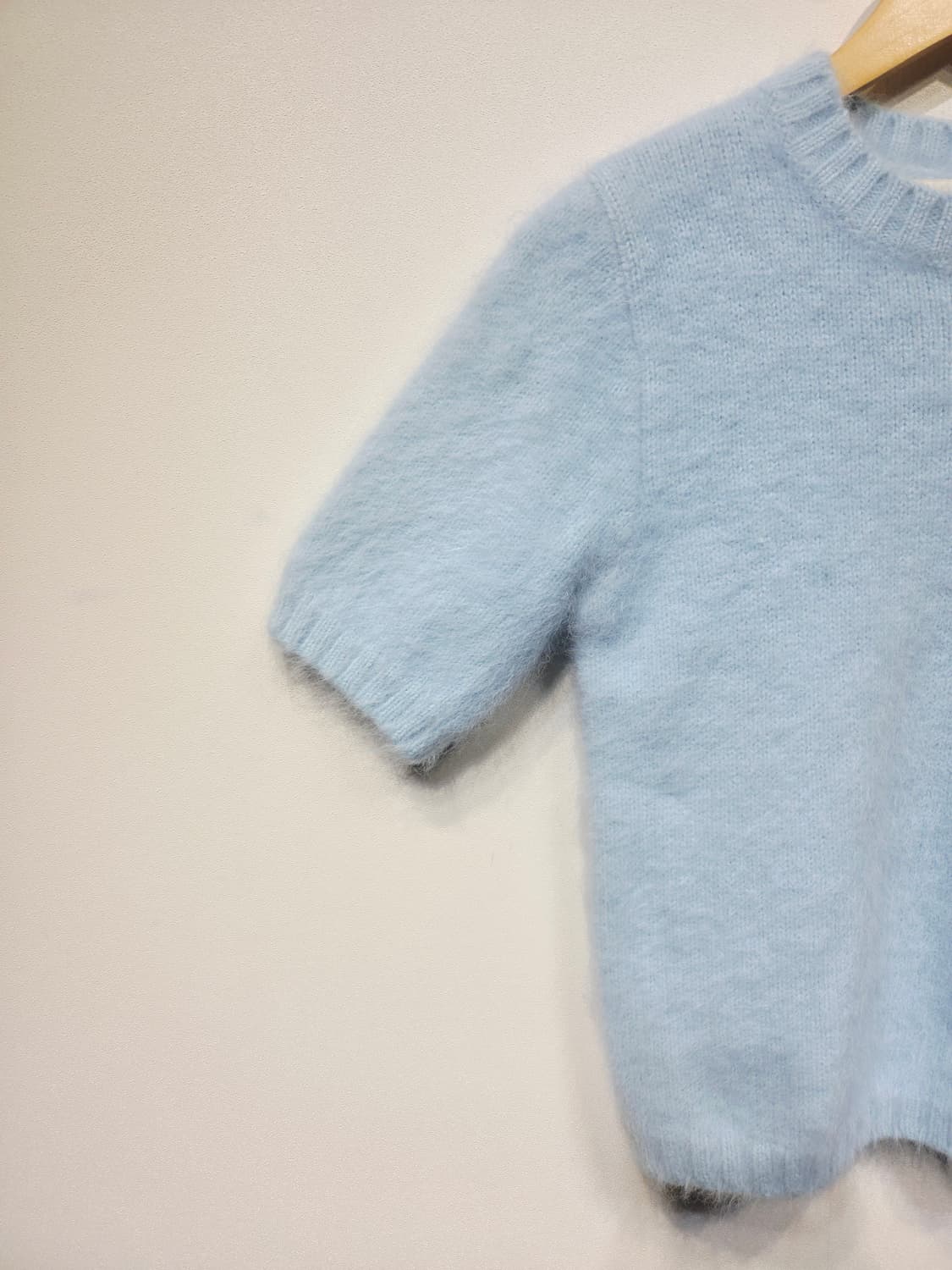 FAYEWOO 페이우 100% 앙고라 반팔 니트 스카이블루 상품이미지4