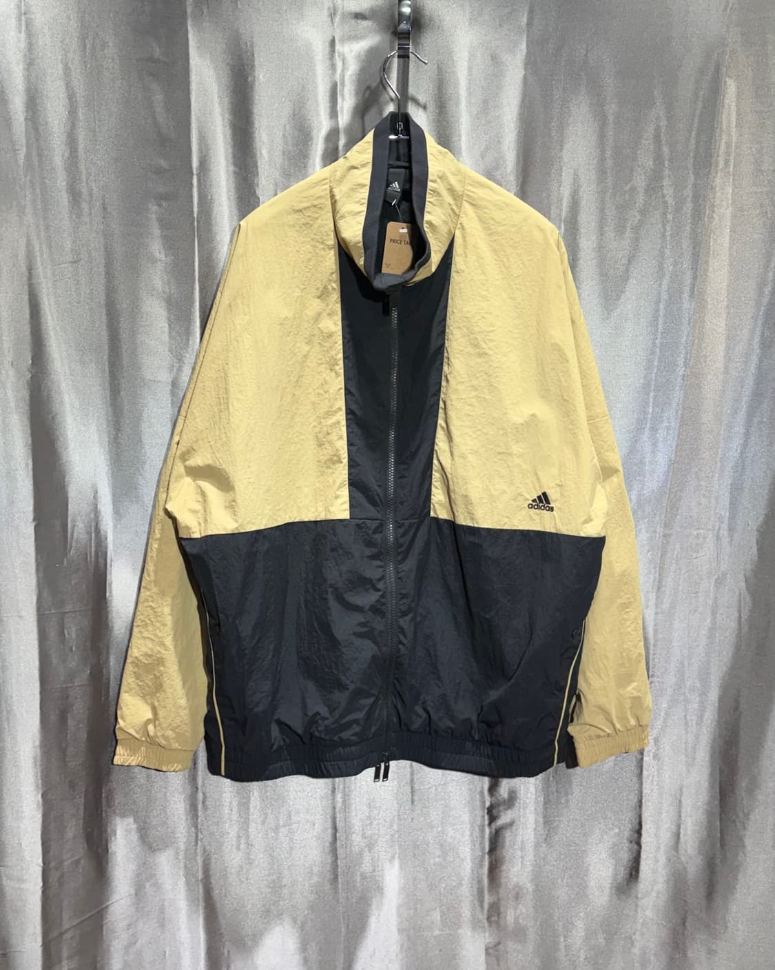 L 아디다스 삼선로고 베이지 배색 나일론 자켓 상품이미지3