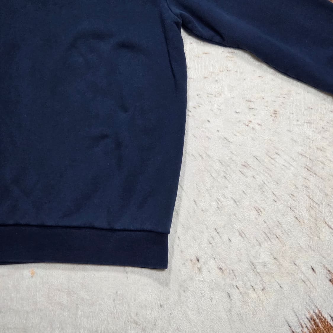 리복 클래식 네이비 맨투맨 상품이미지3